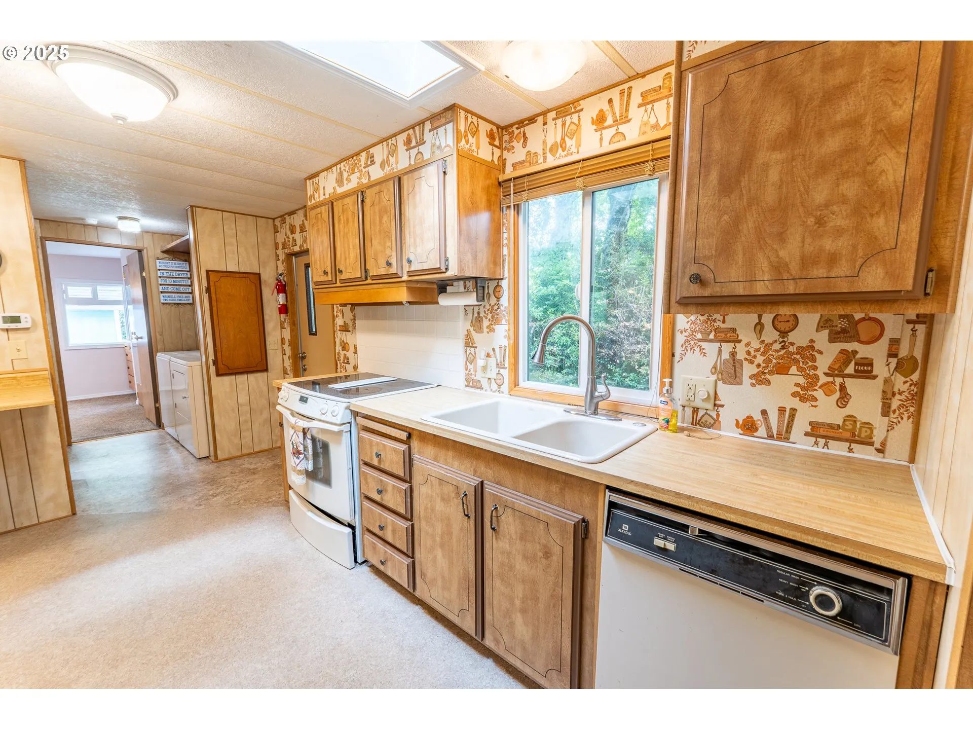 Kitchen-Skylight