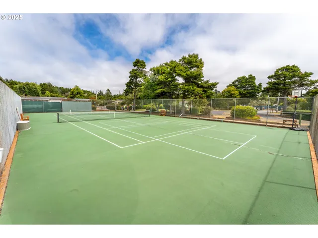 Community Tennis