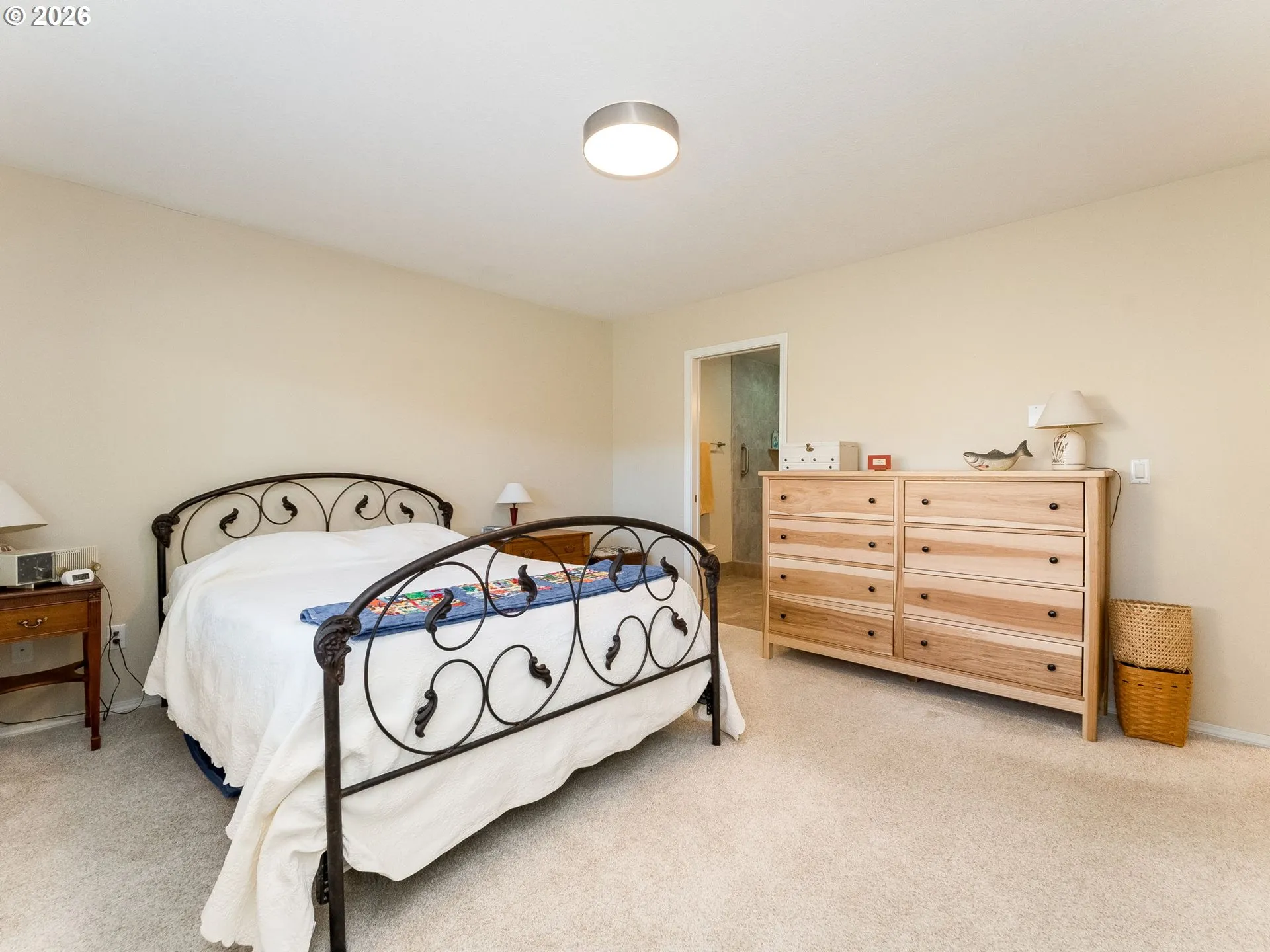 Bedroom, Primary