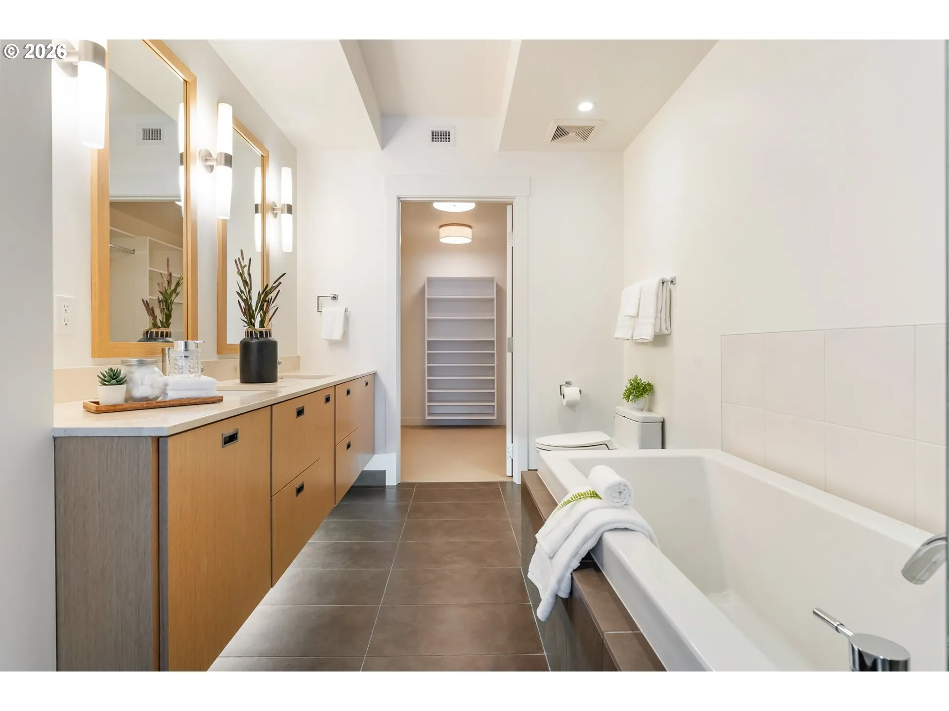 En Suite Bathroom