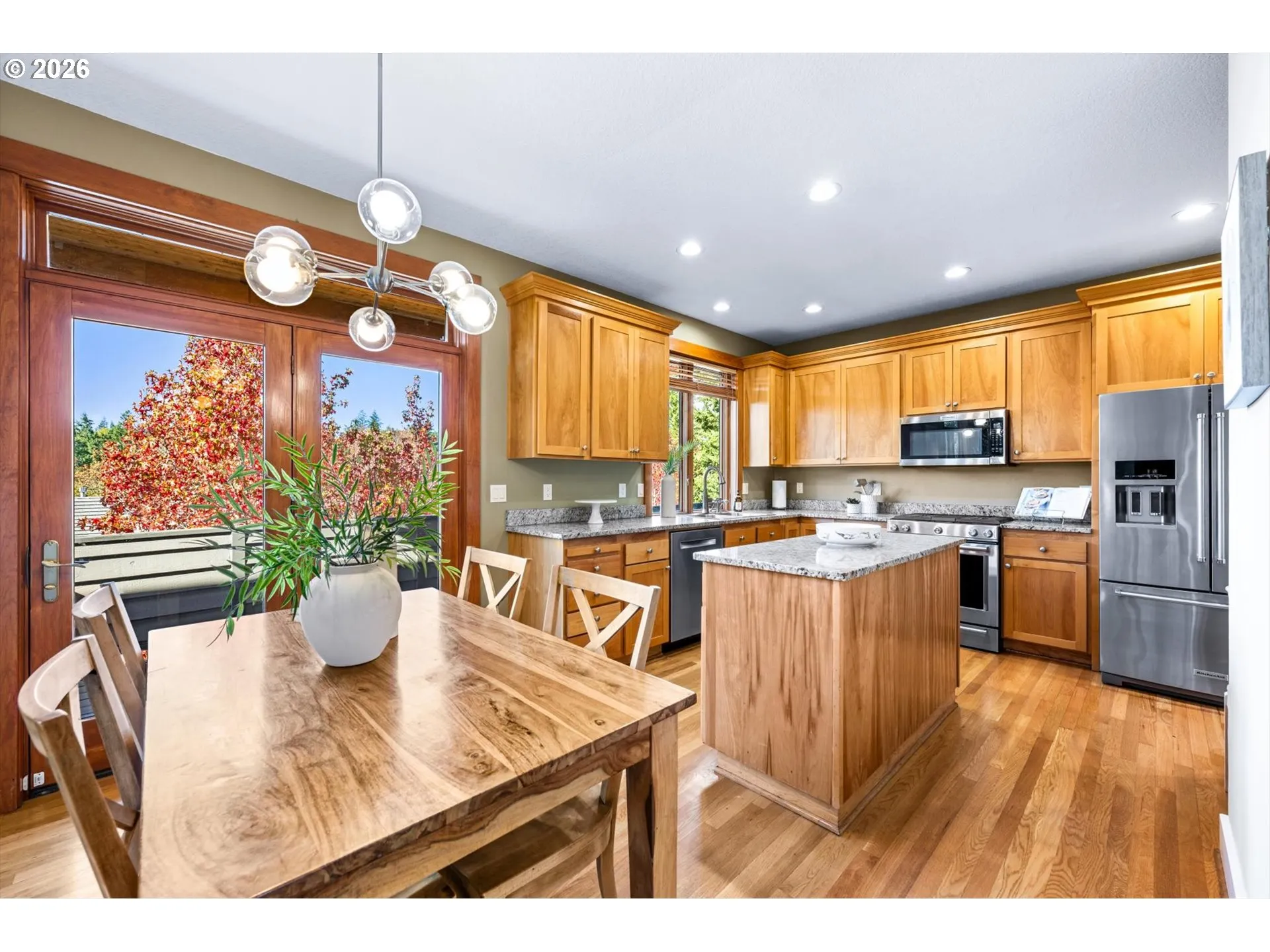 Kitchen-Eating Area