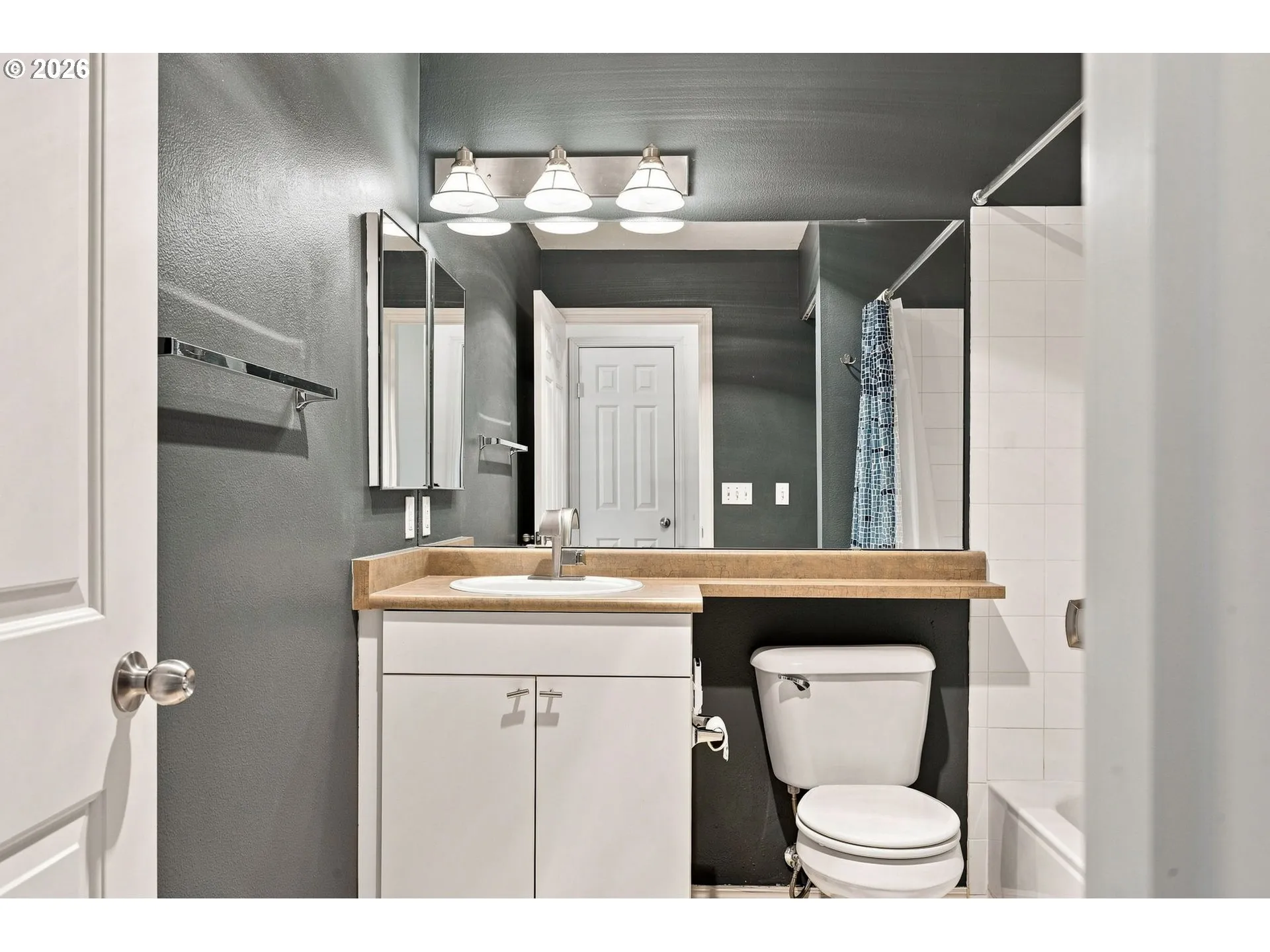 Bathroom-Hall