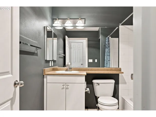 Bathroom-Hall