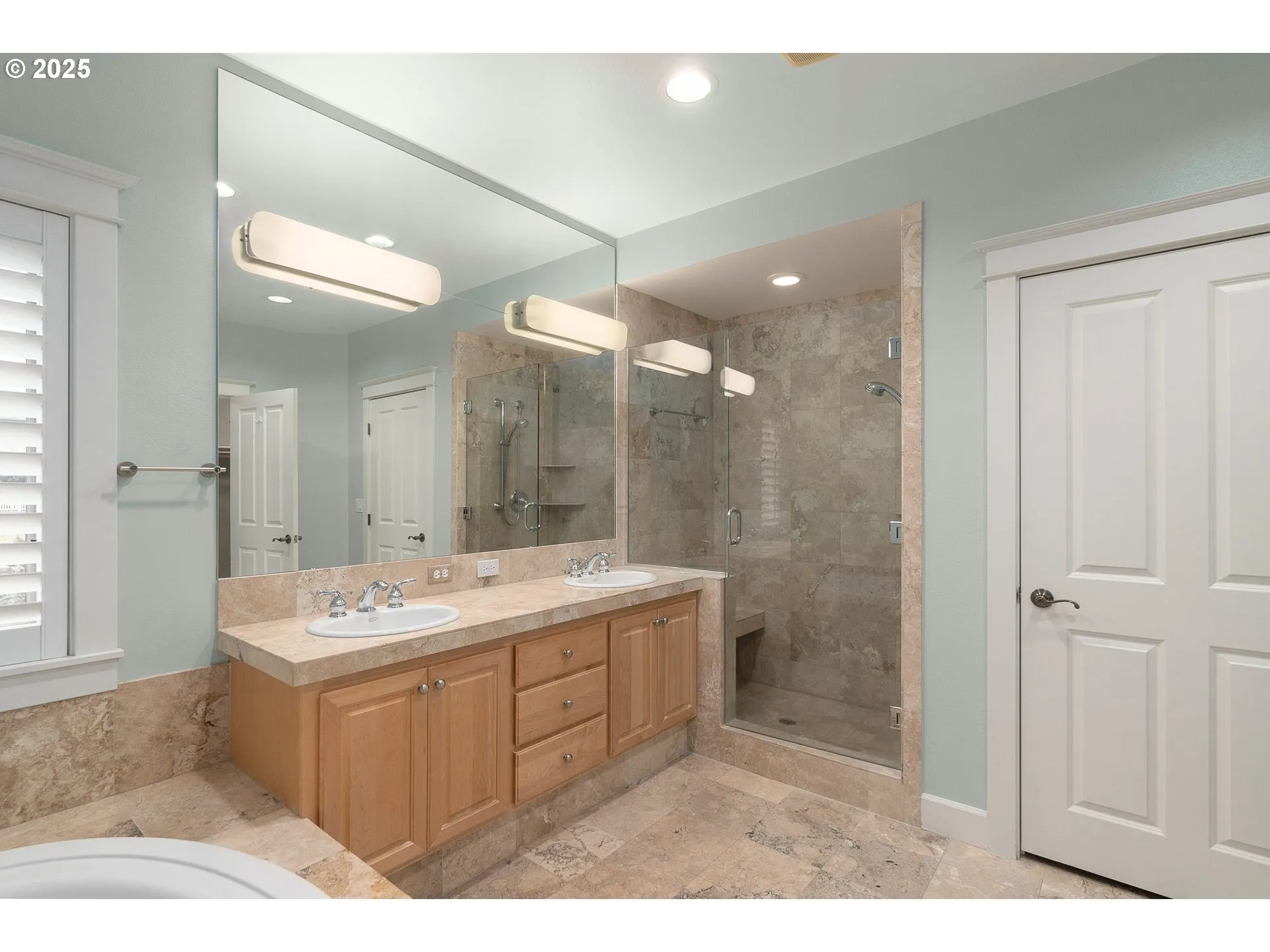 En Suite Bathroom