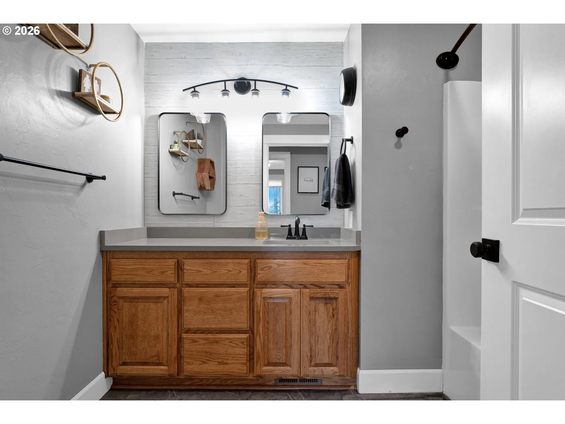 Bathroom-Hall