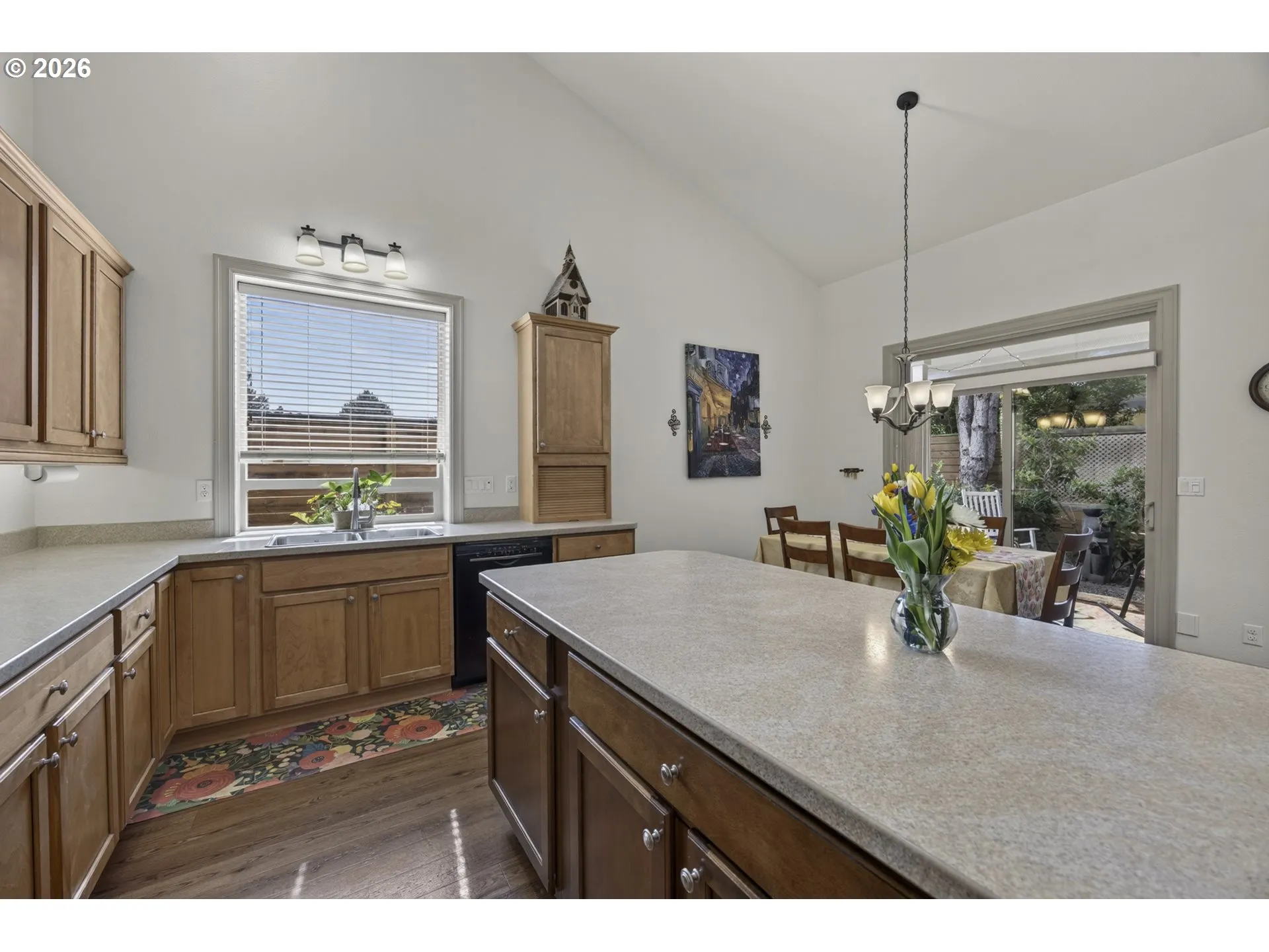 Kitchen-Island