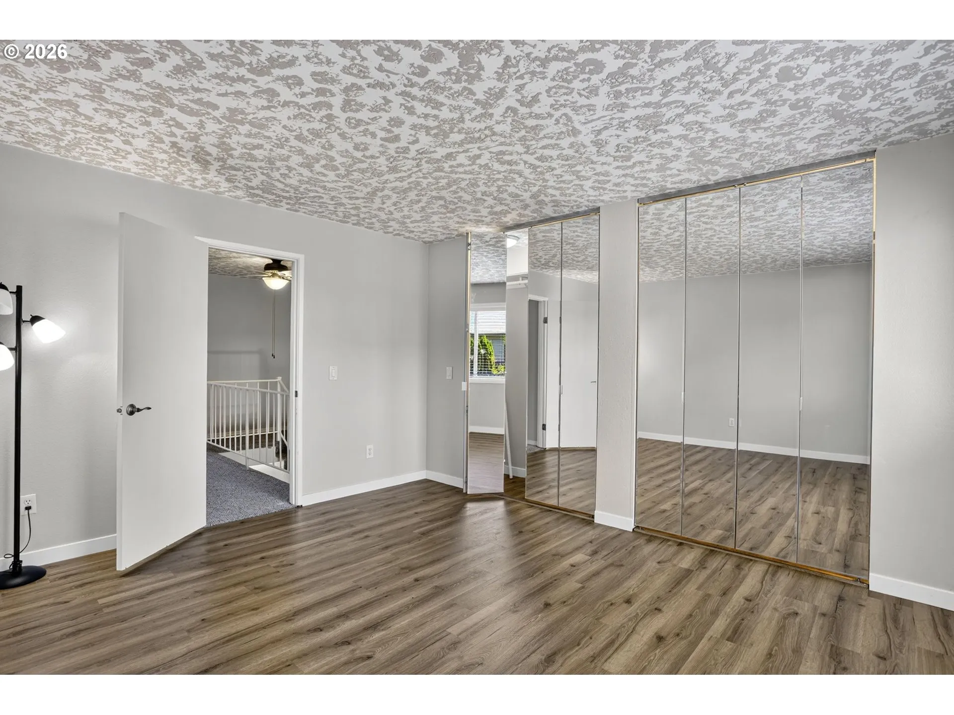 Bedroom, Primary