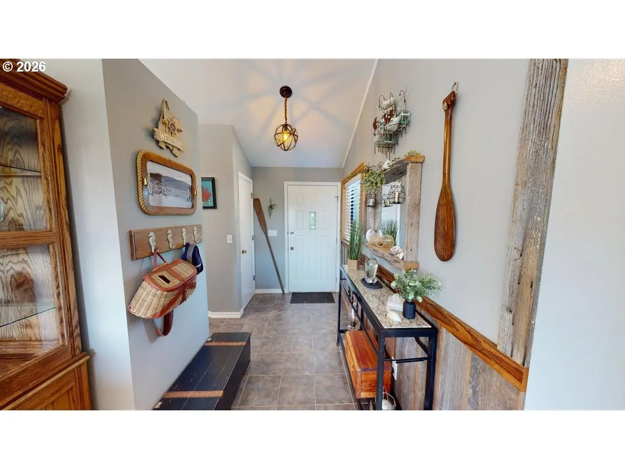 Entrance/Foyer