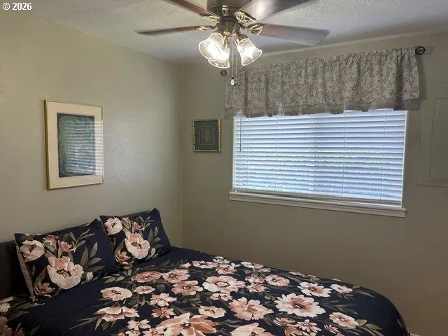 Bedroom-Guest