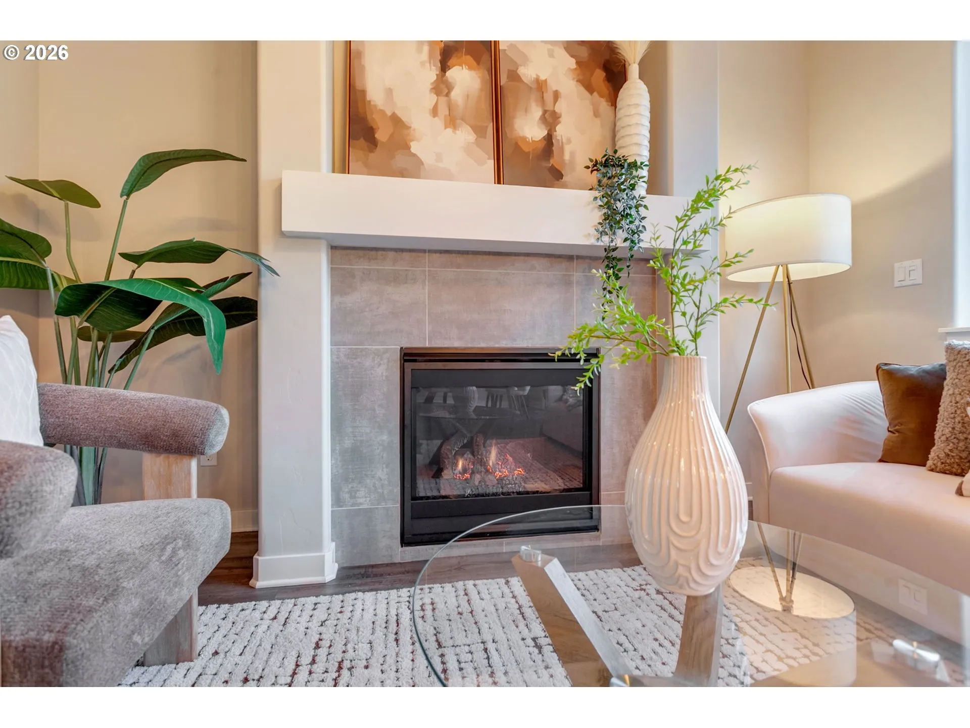 Living Room-Fireplace