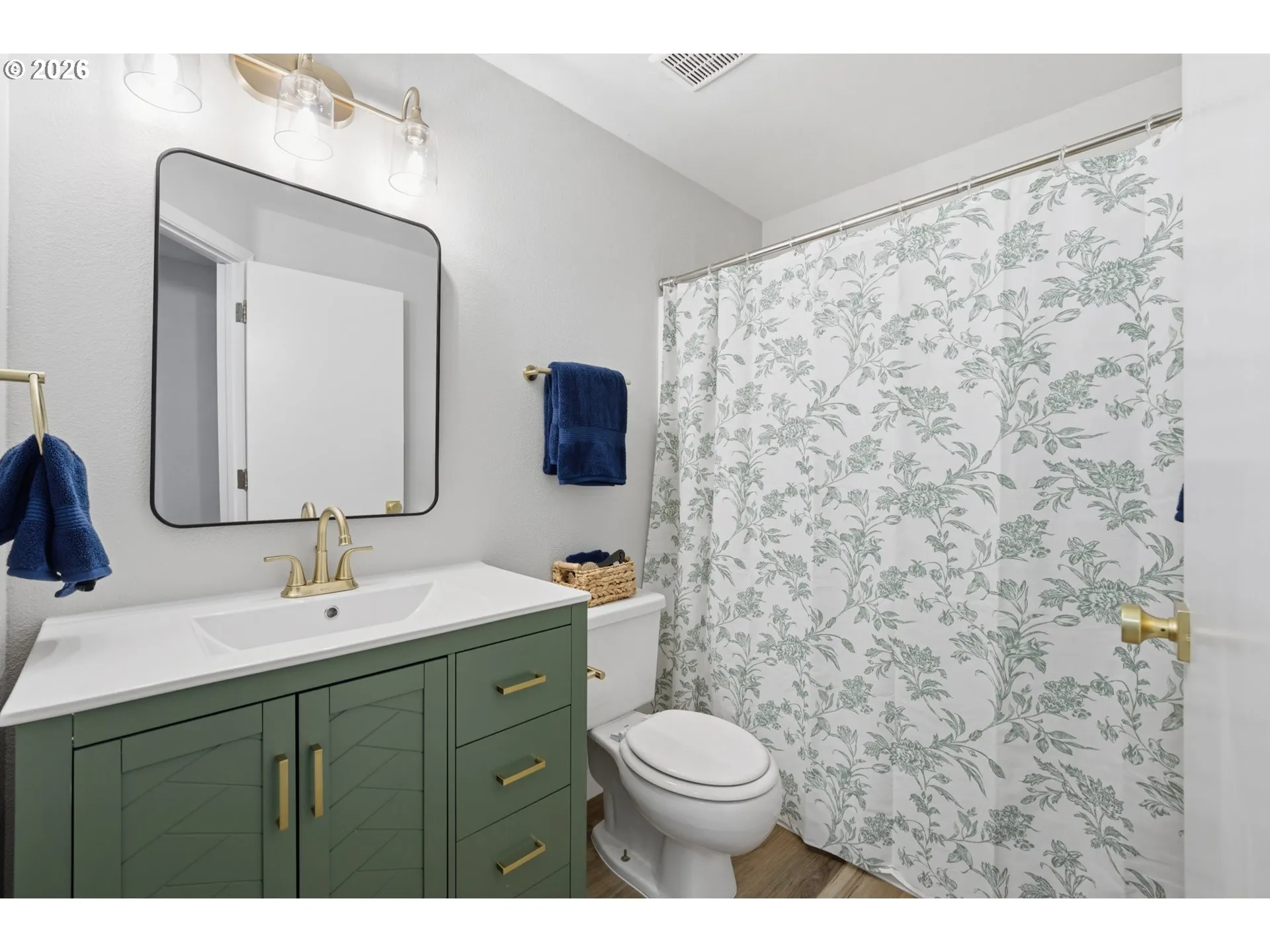 Bathroom-Hall