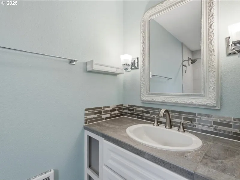 Primary Bedroom-Attached Bathroom