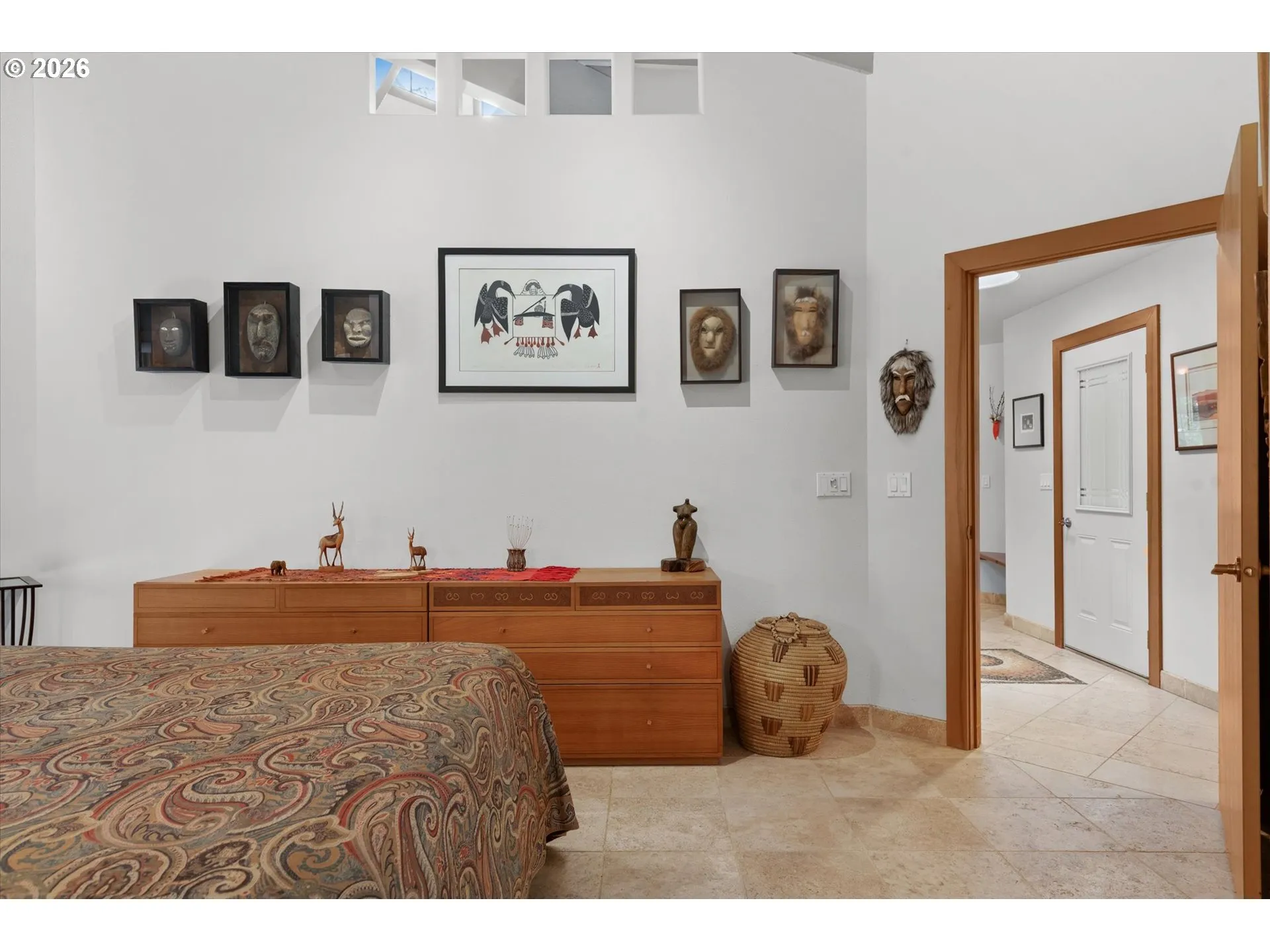 Bedroom, Primary