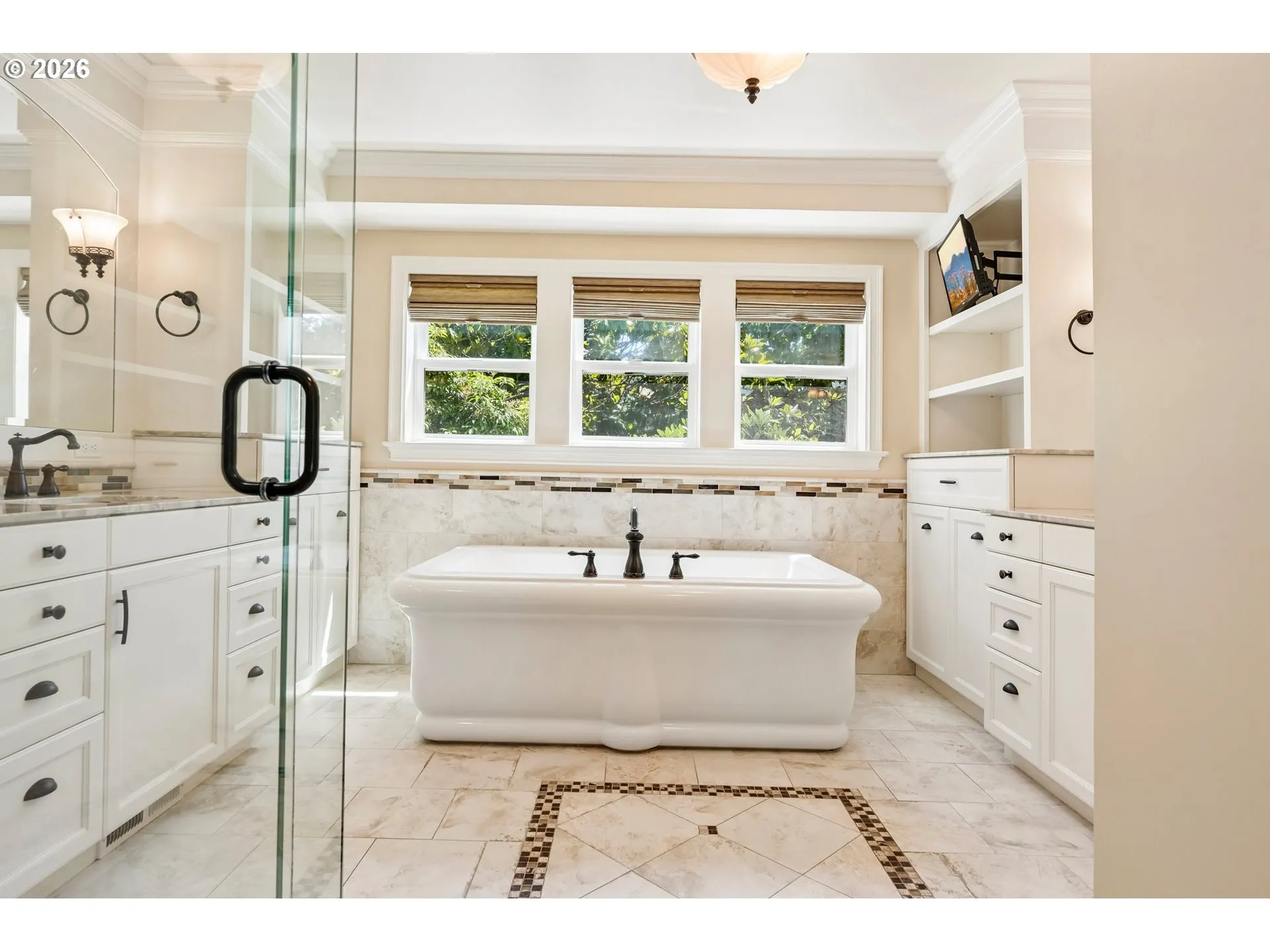 Bathroom, Attached-Double Sinks