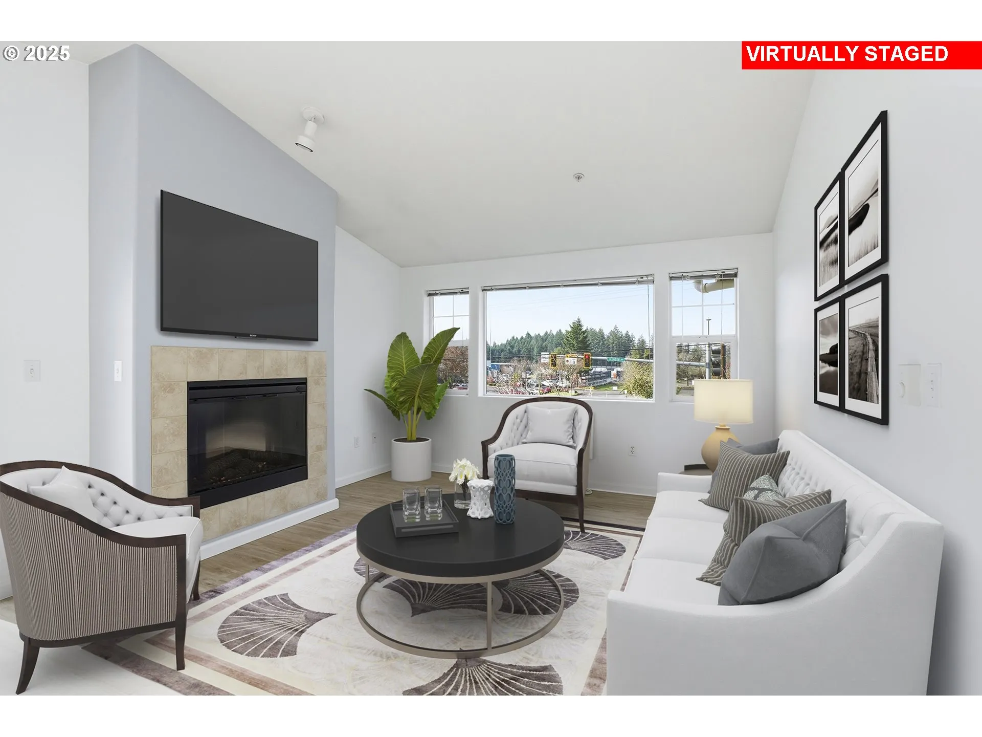 Living Room-Fireplace