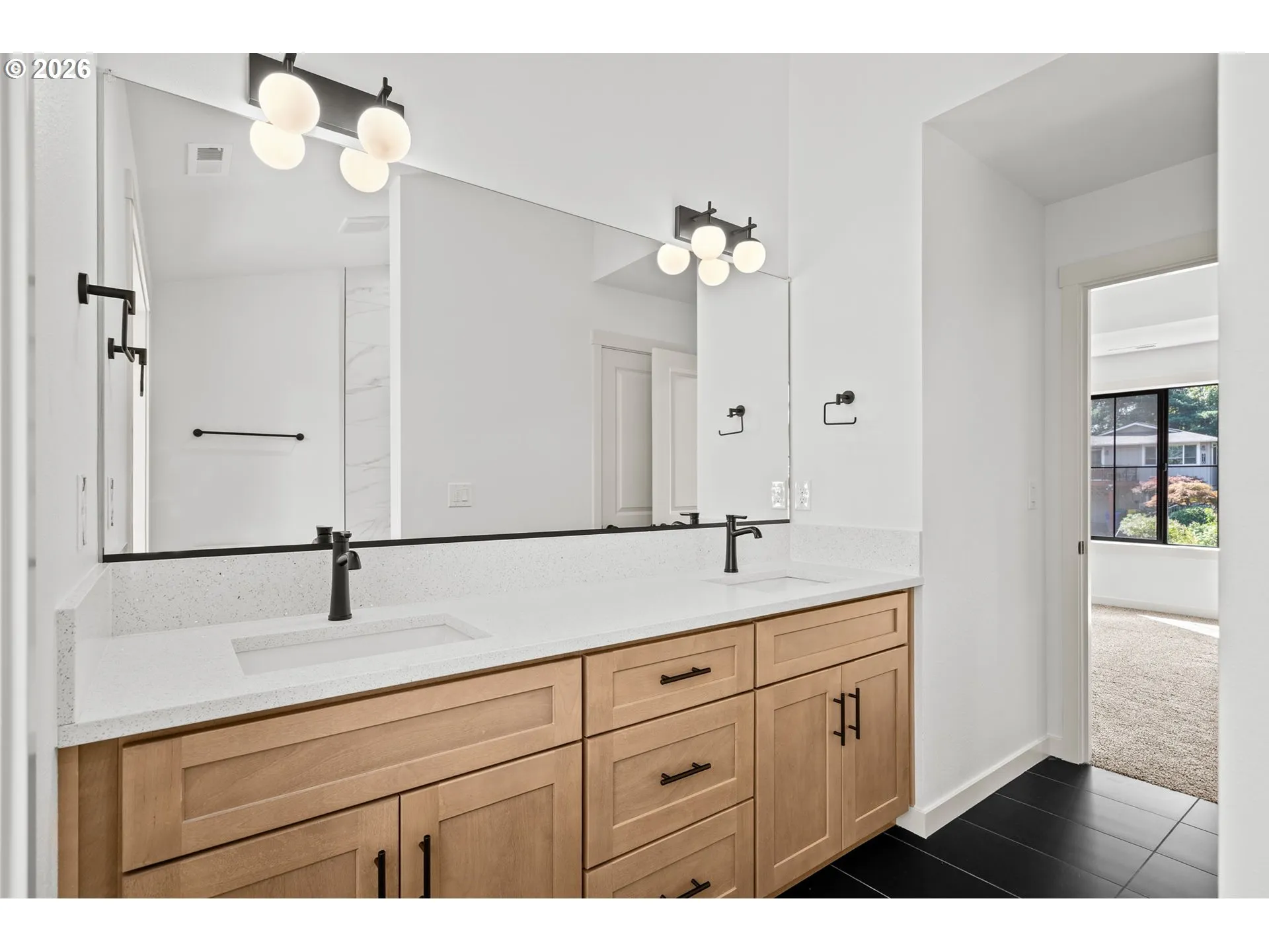 Bathroom, Attached-Upper