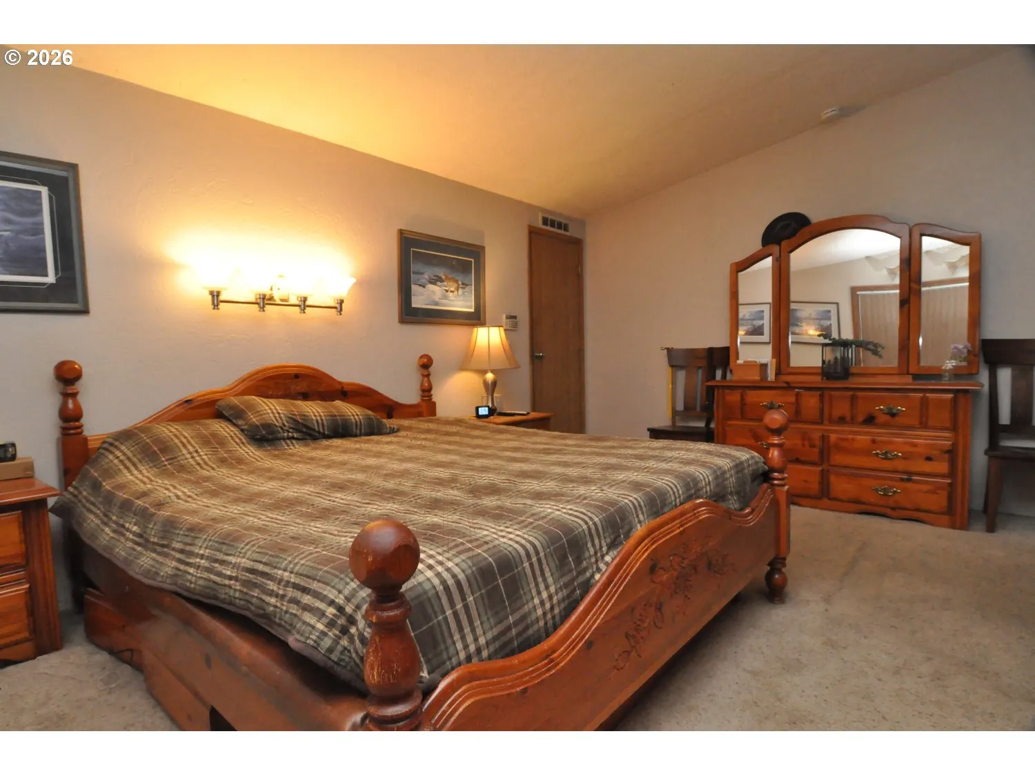 Bedroom, Owner's Suite