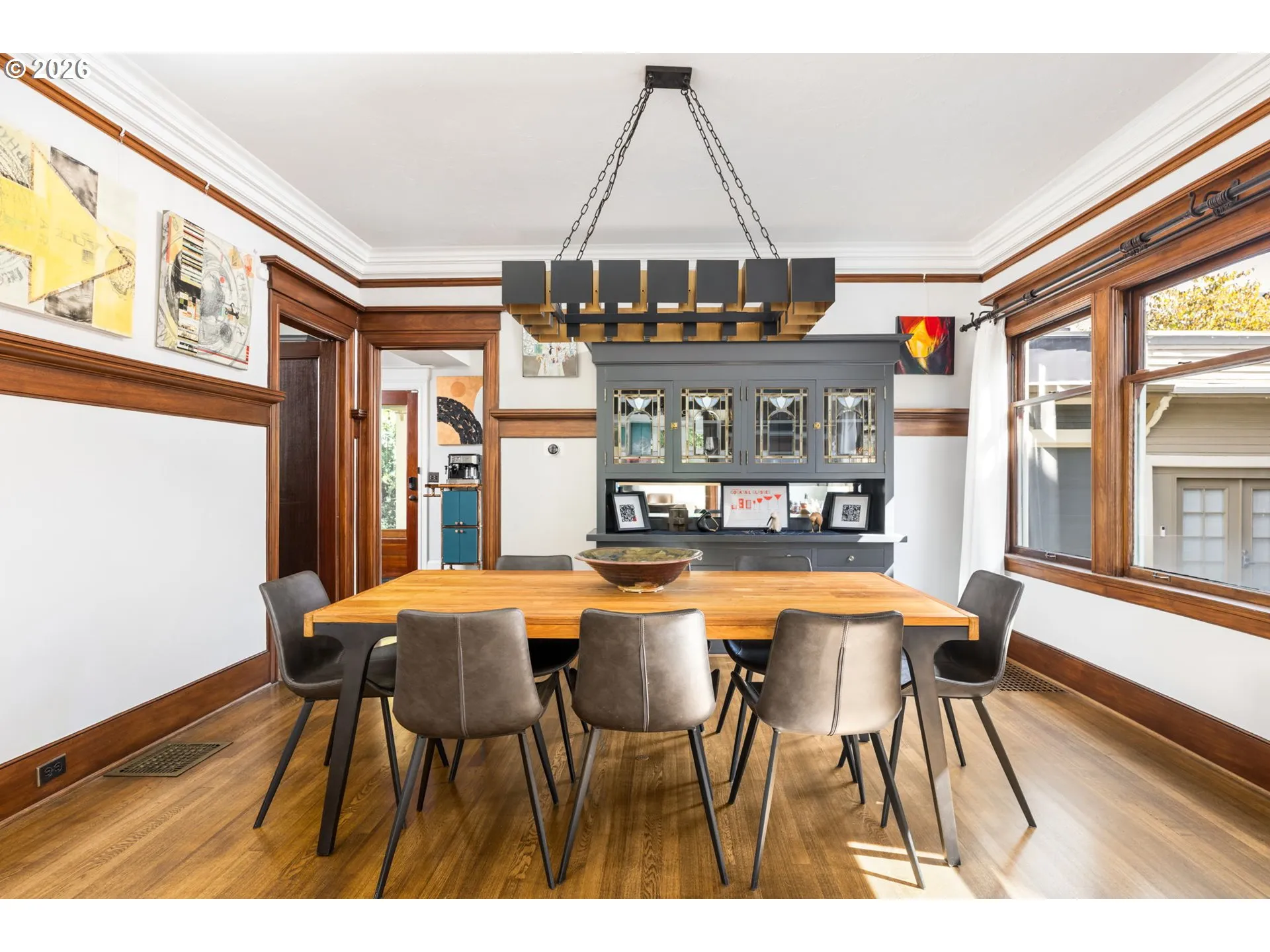 Dining Room-Built-In Cabinets