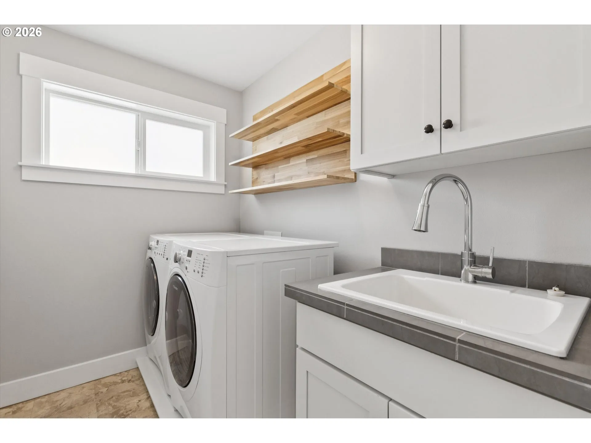Laundry-Upper