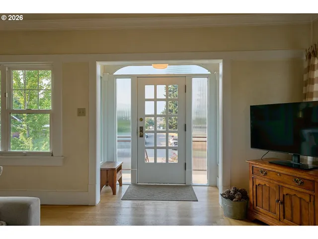 Entrance/Foyer
