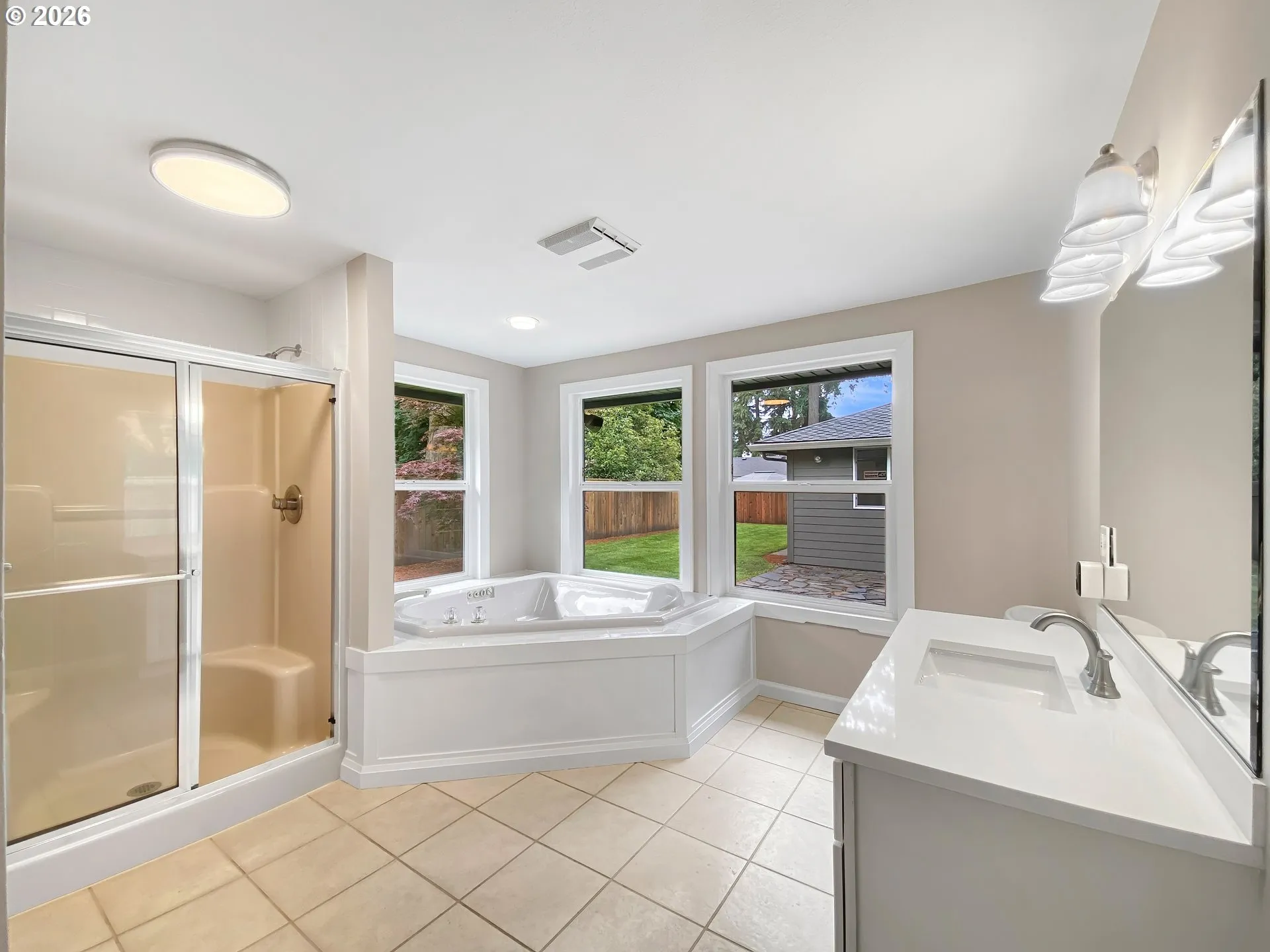 Bathroom, Attached
