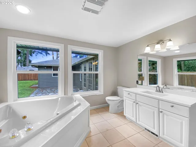 Bathroom-Walk in Shower