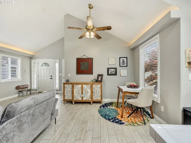 Kitchen/Living Room-Ceiling Fan