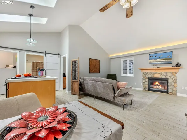 Living Room/Dining Room