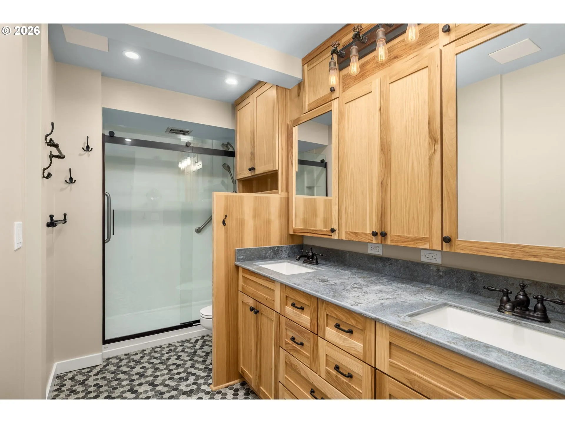 En Suite Bathroom