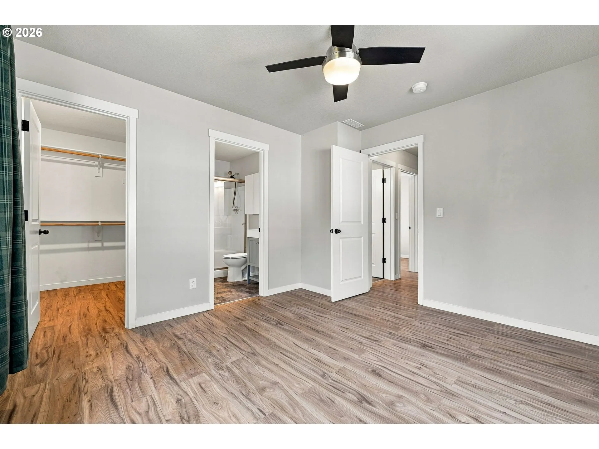 Bedroom, Owner's Suite