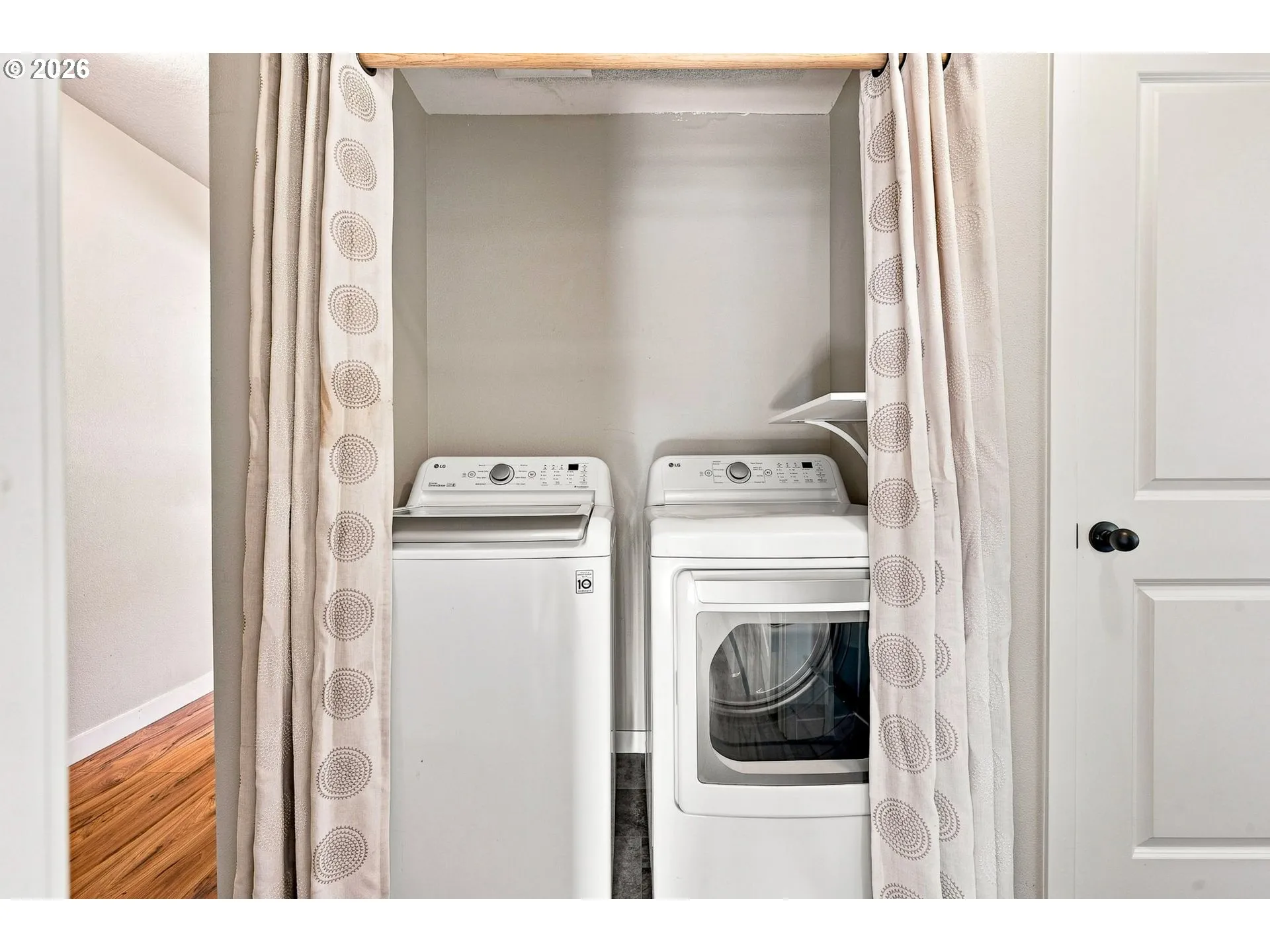 Laundry-Upper