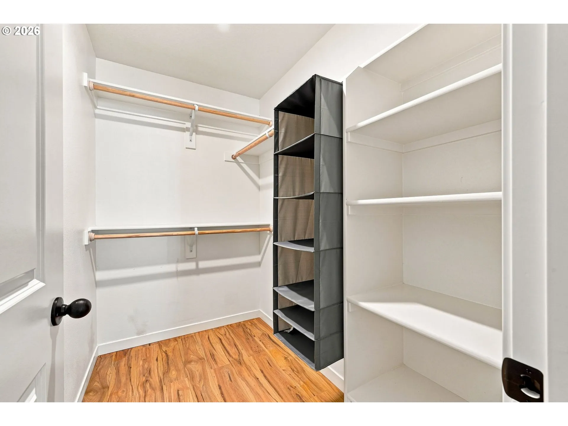 Bedroom, Owner's Suite-Walk-In Closet