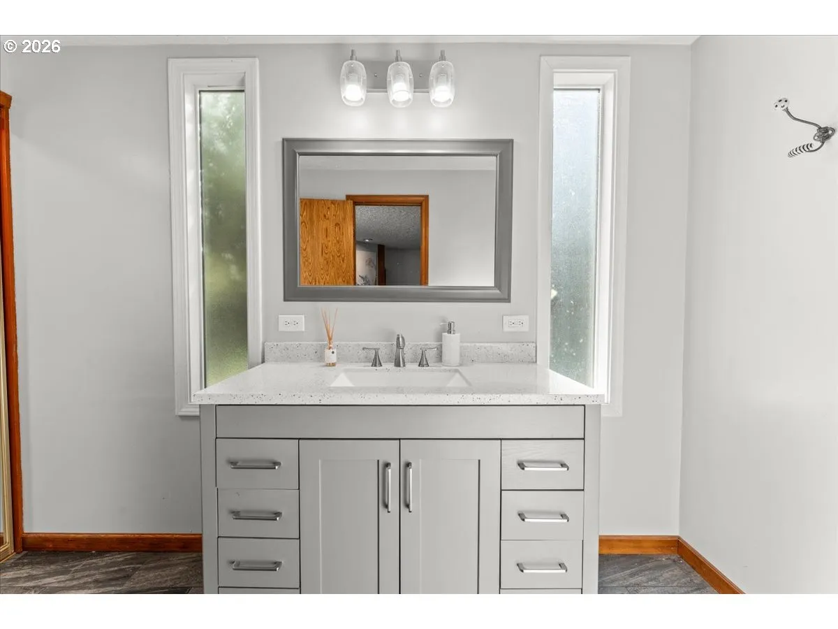 Bathroom, Attached-Main