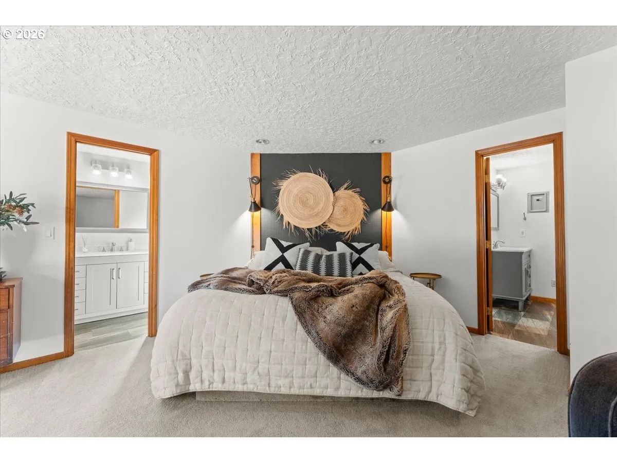 Primary Bedroom-Attached Bathroom