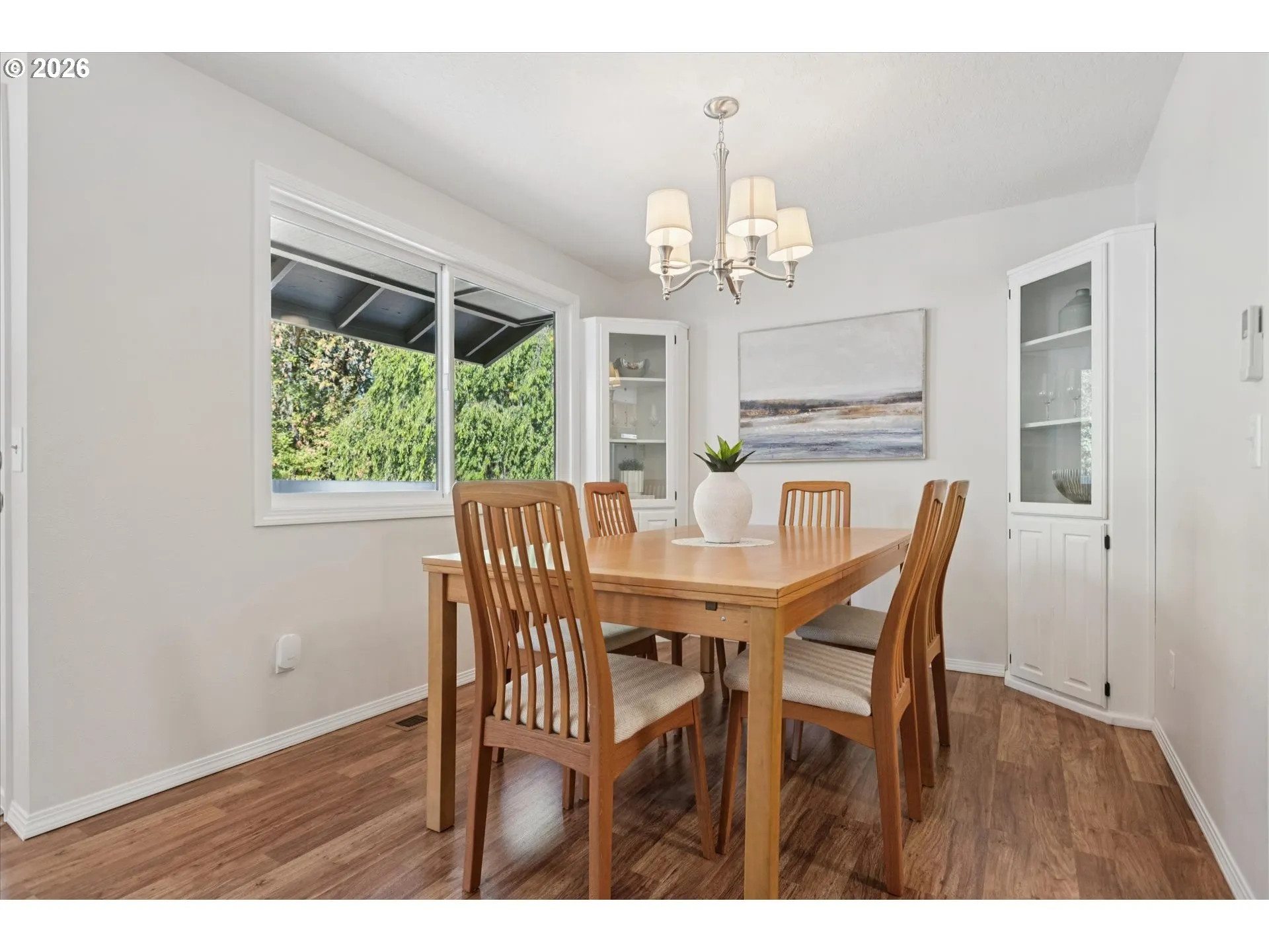Dining Room-Built-In Cabinets