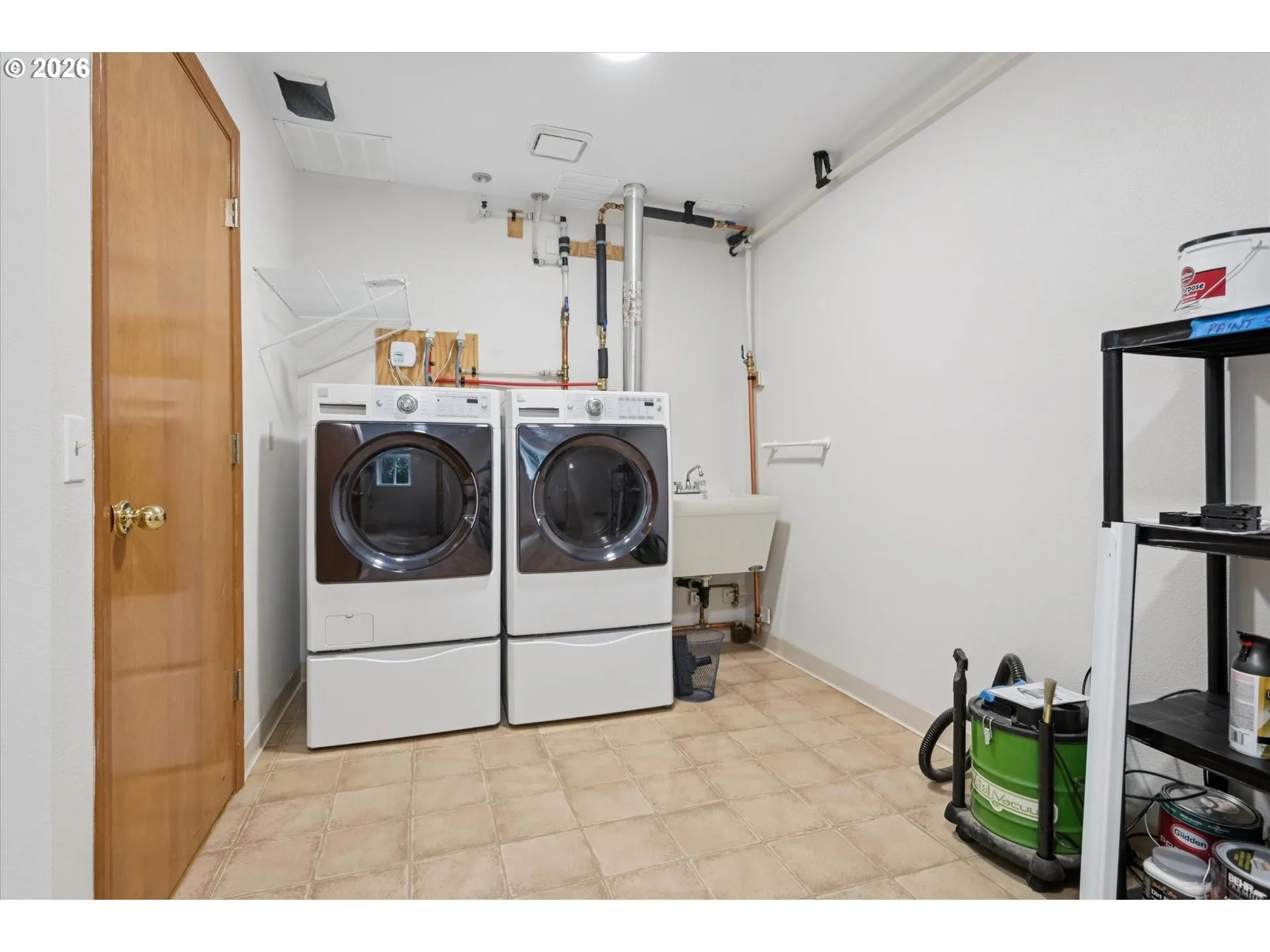 Laundry-Lower