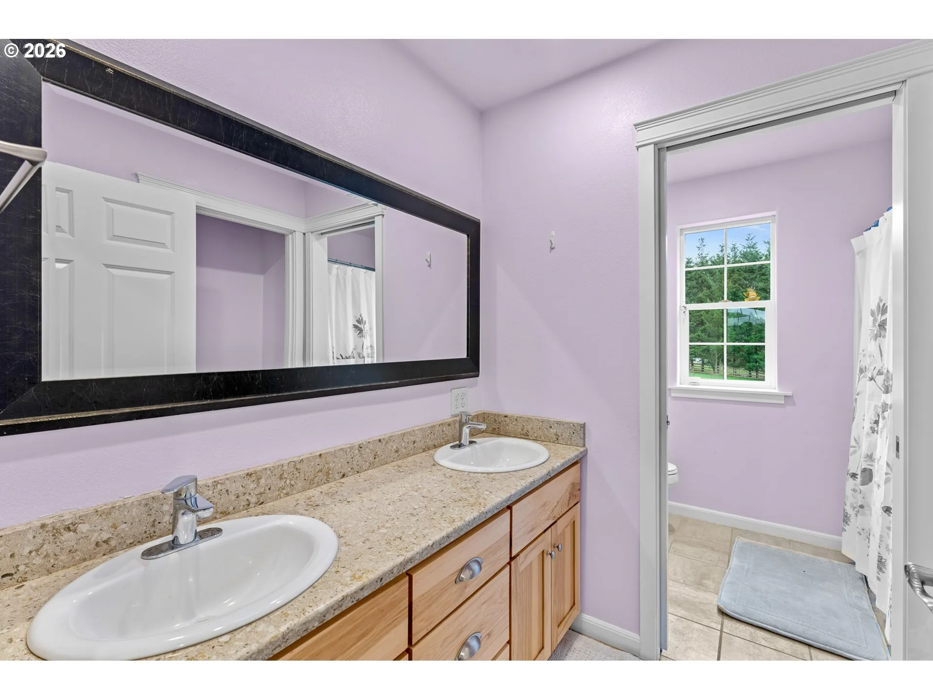 Bathroom-Upper