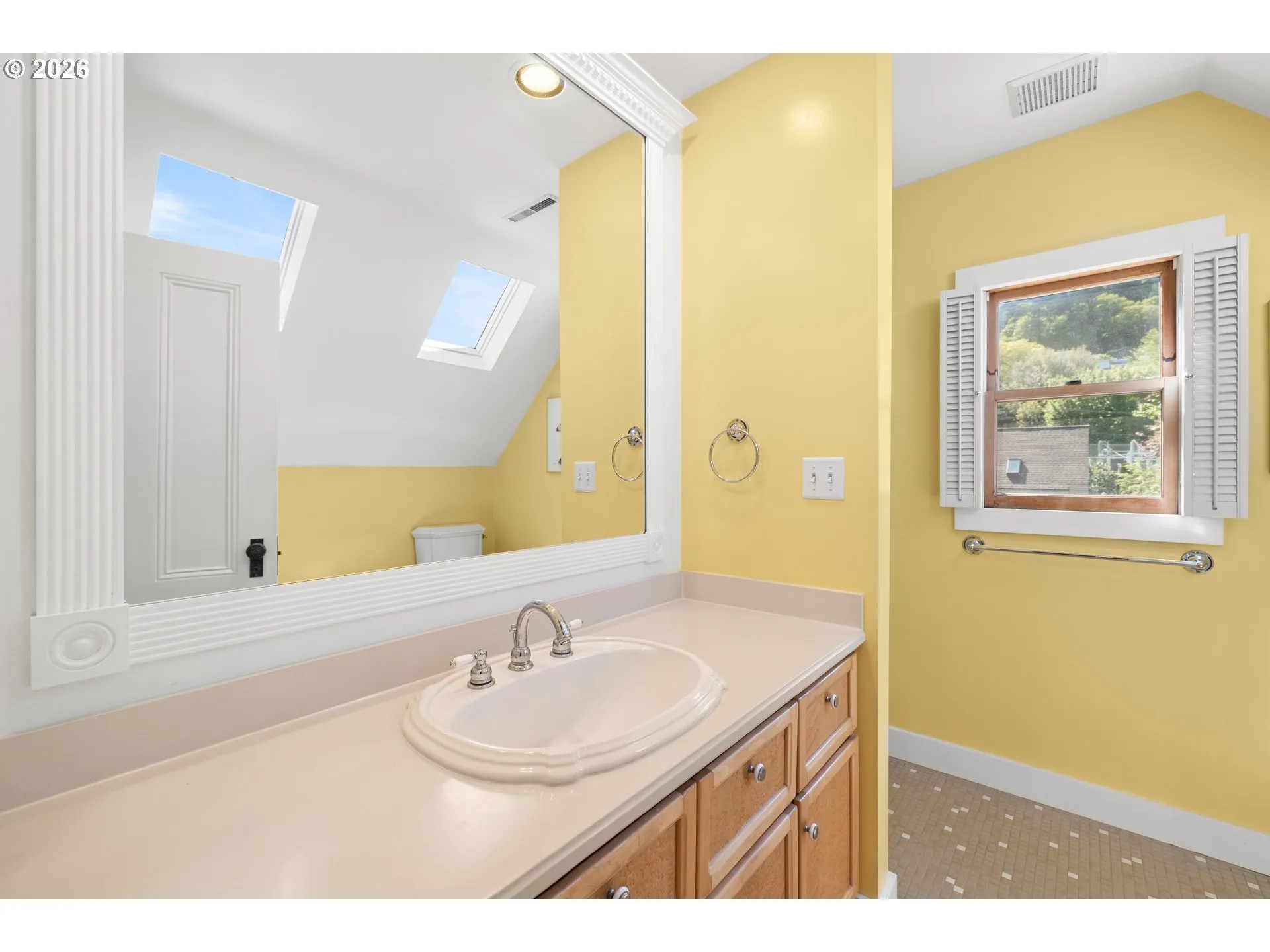 Bathroom-Walk in Shower