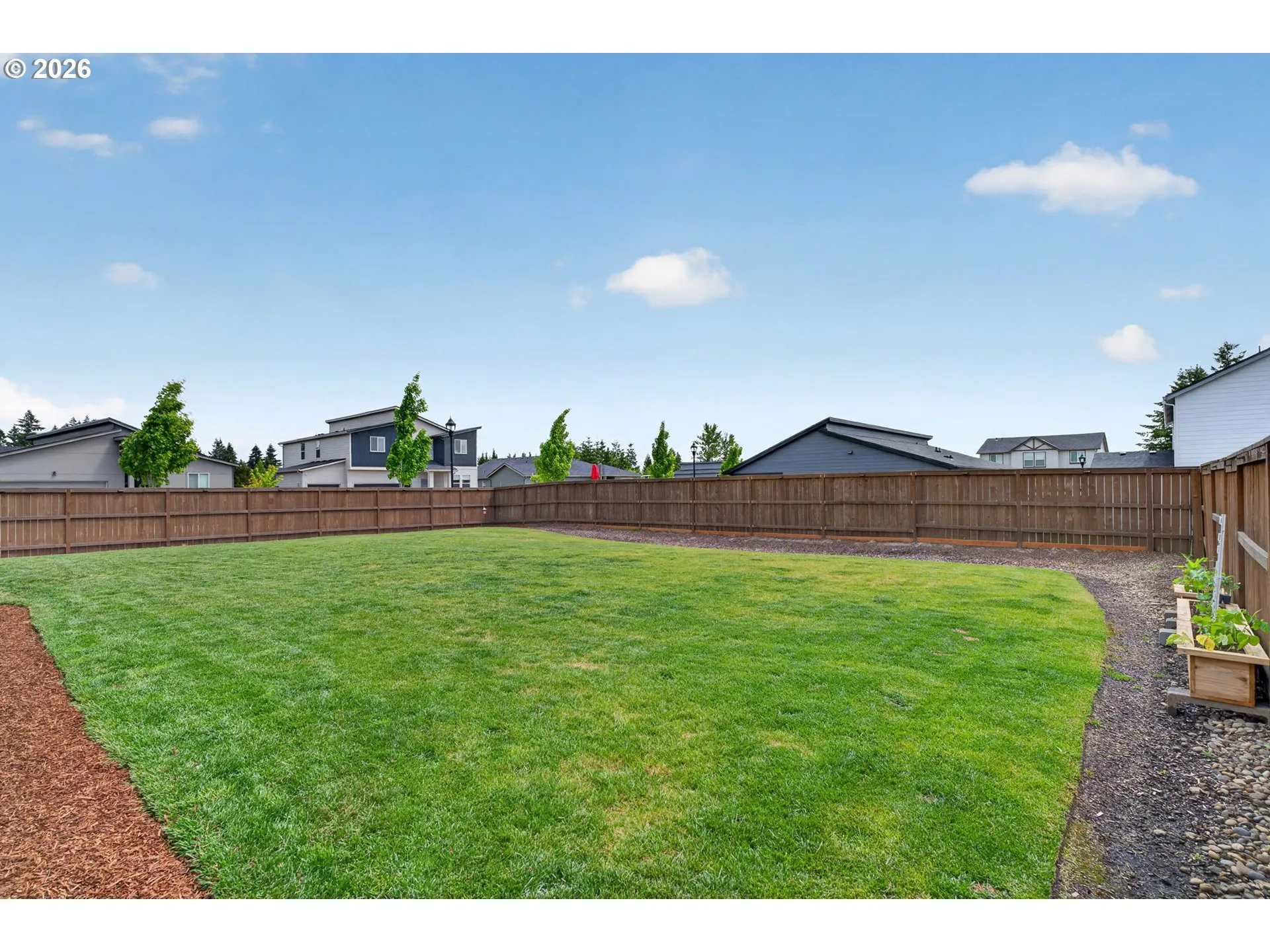 Yard-Back