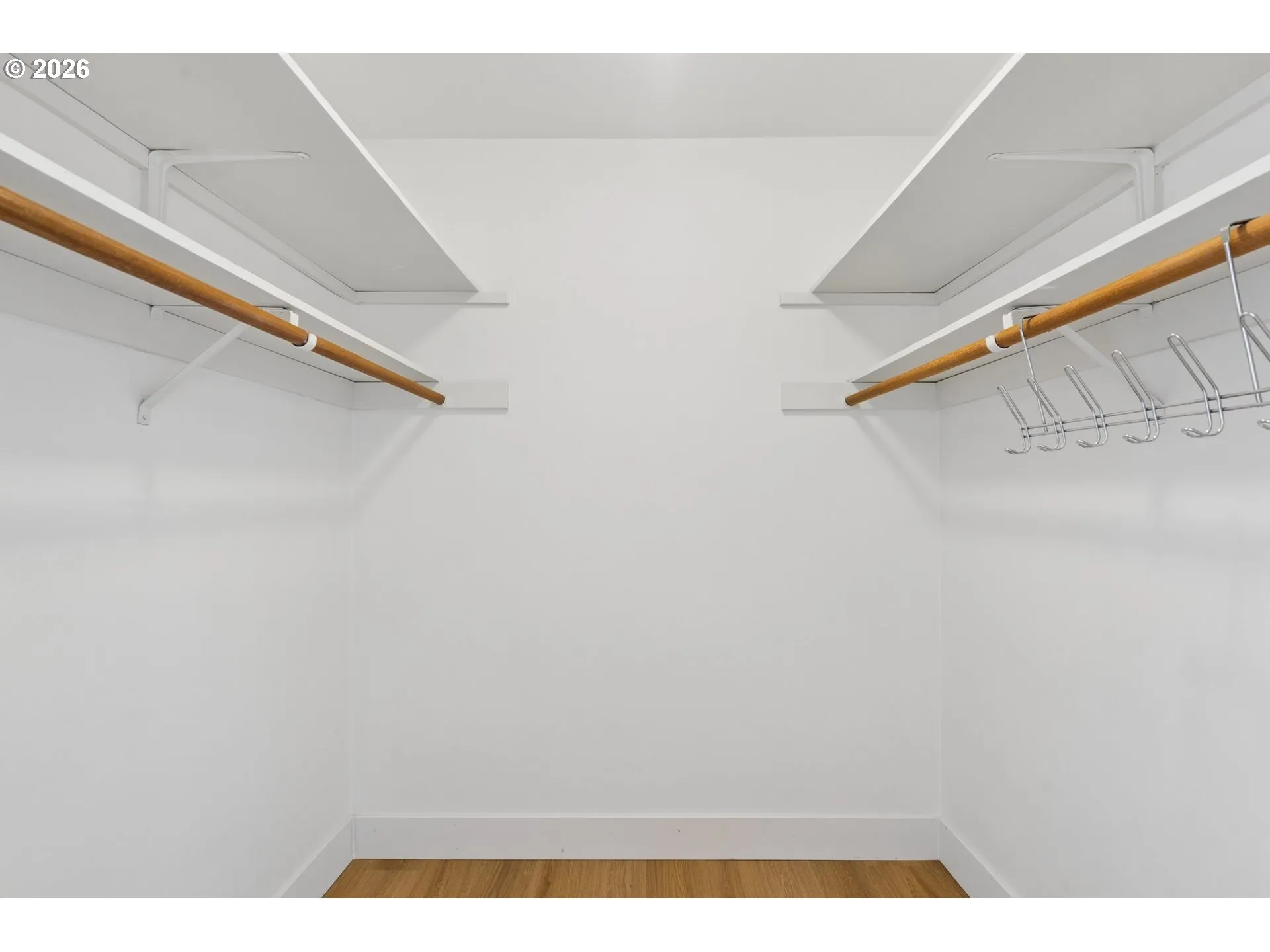 Bedroom, Owner's Suite-Walk-In Closet