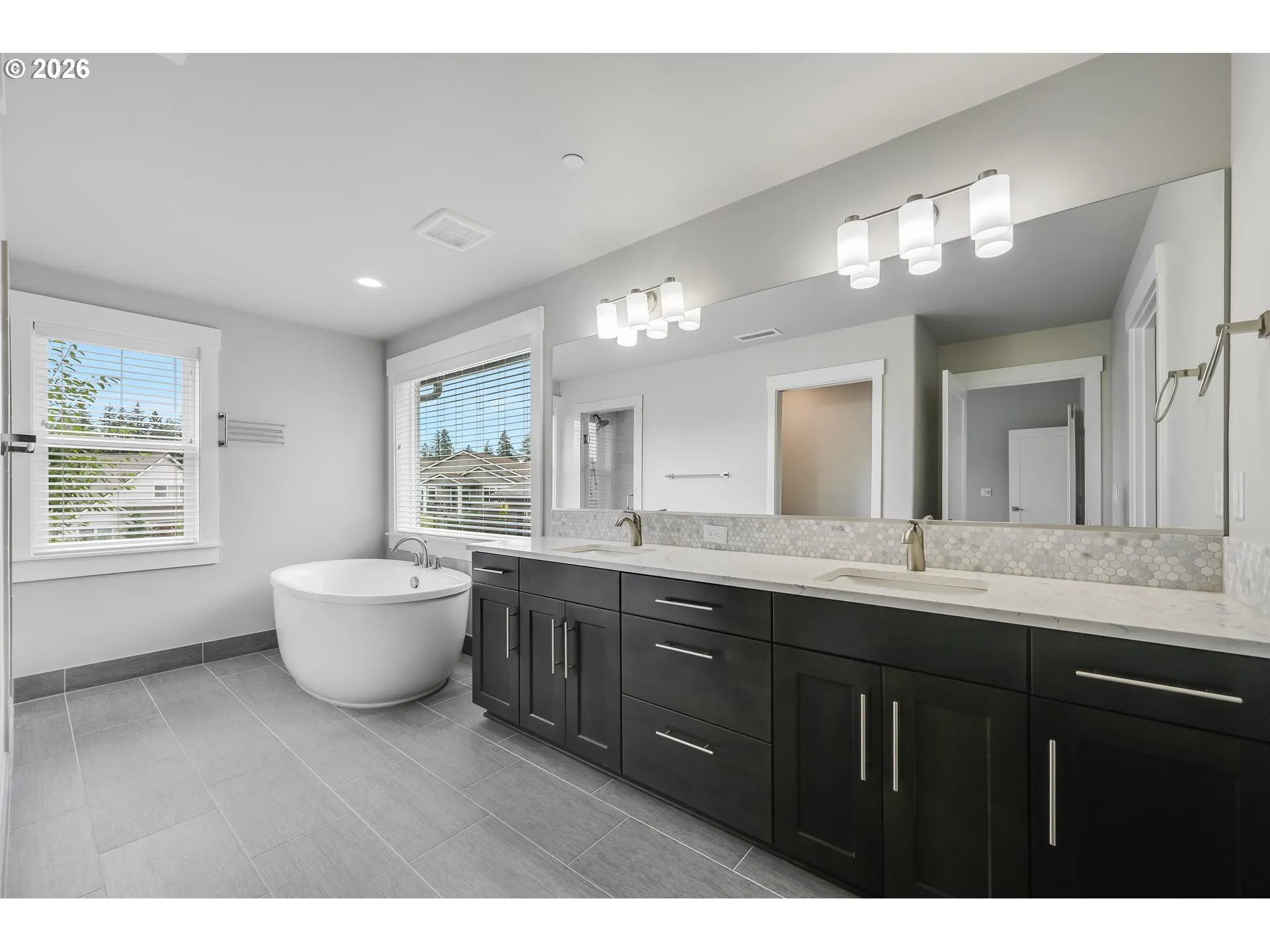 Bathroom, Attached