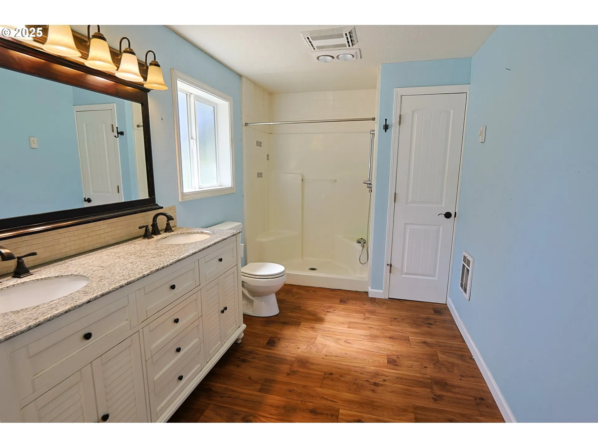 Bathroom, Attached-Walk in Shower