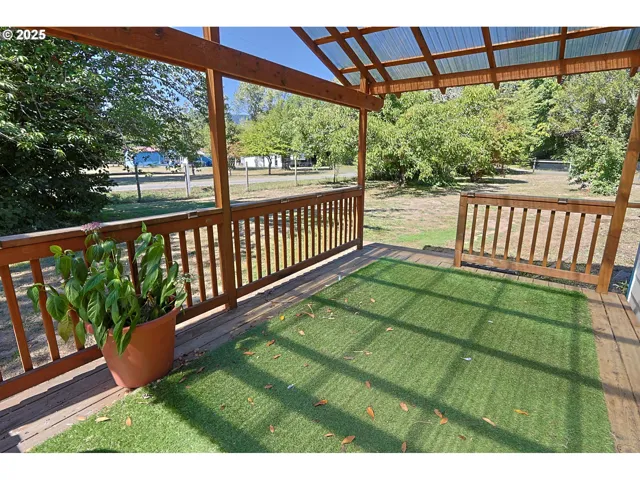 Deck-Main