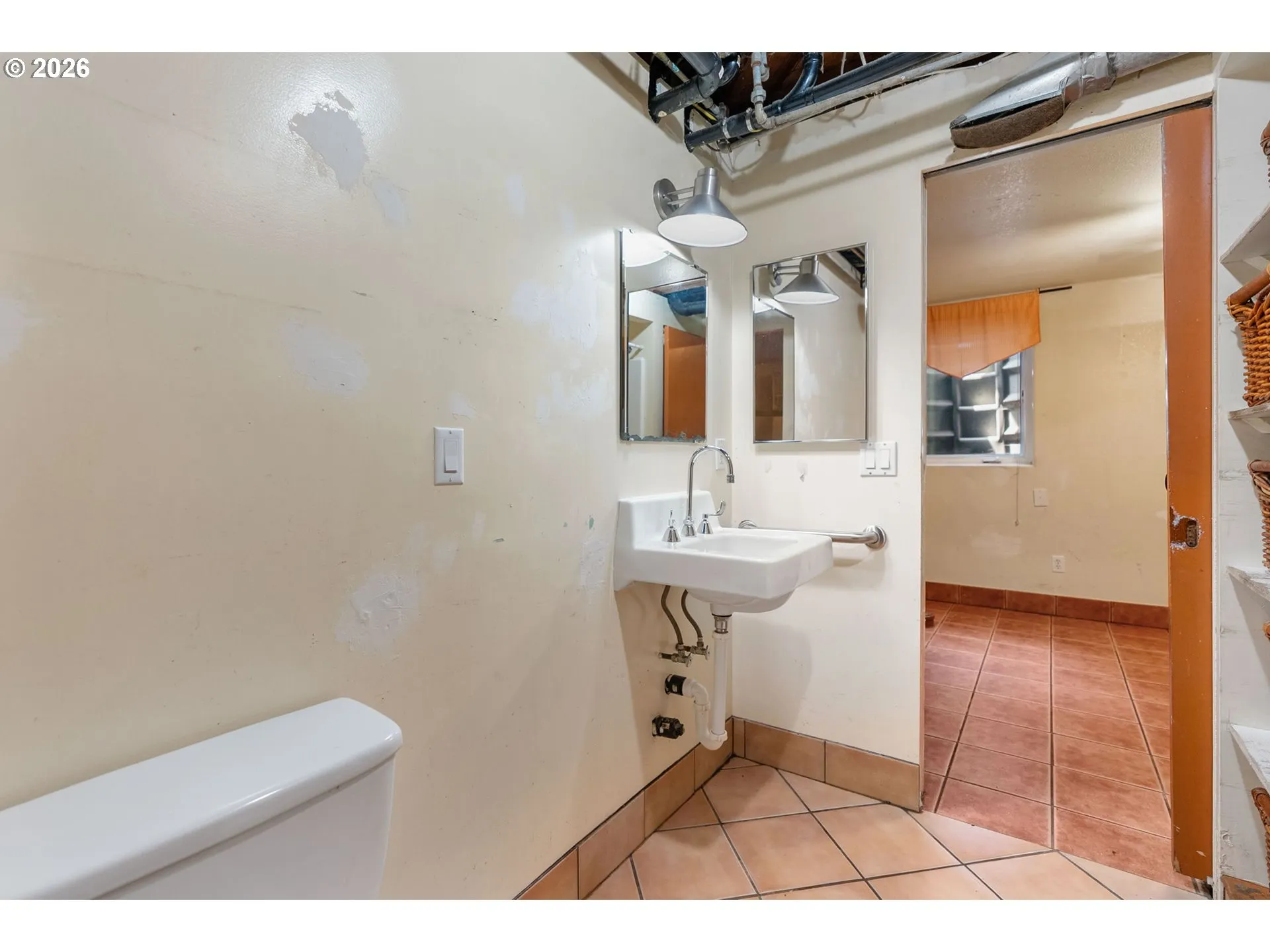 Bathroom-Lower