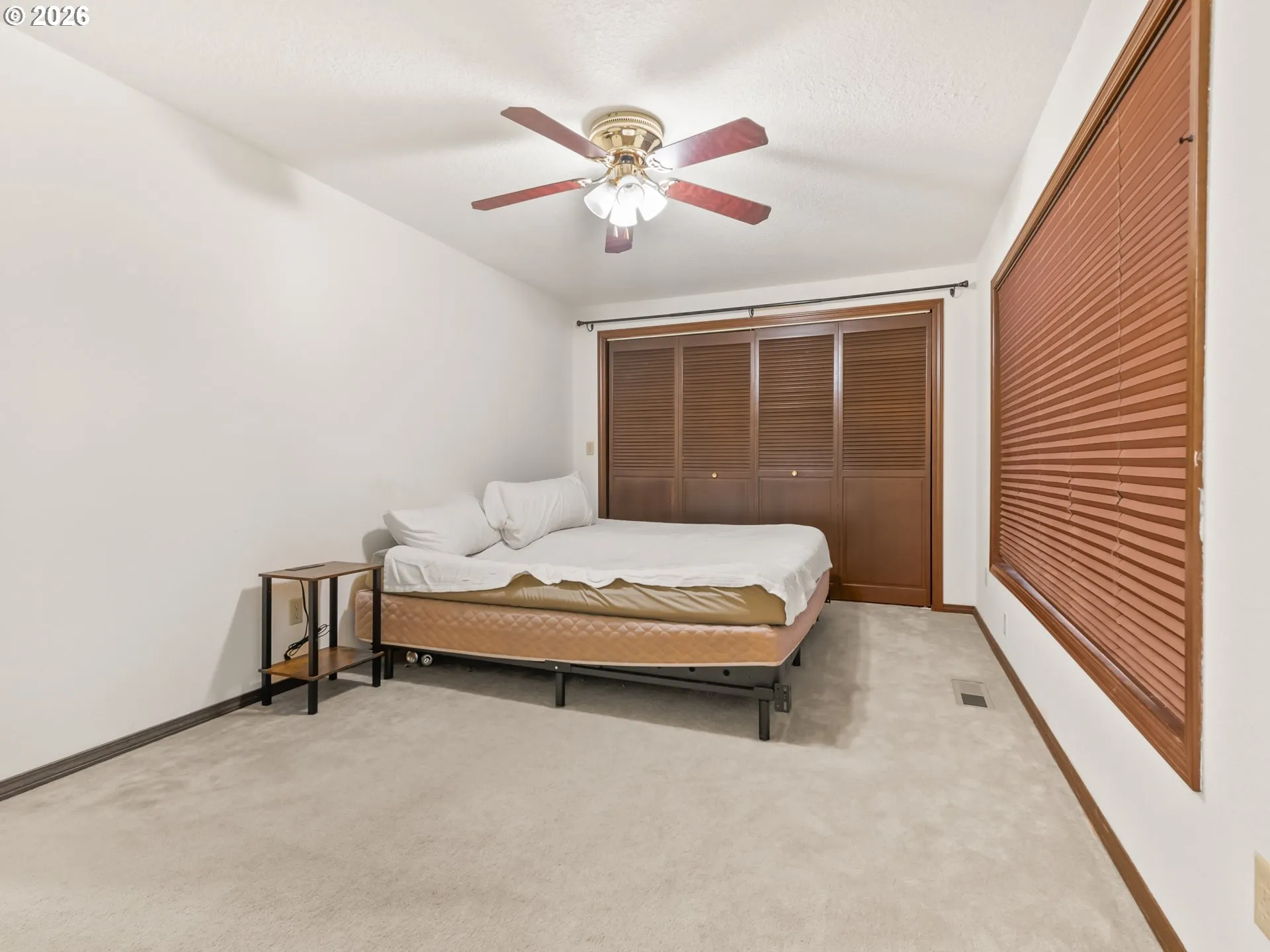 Bedroom-Ceiling Fan