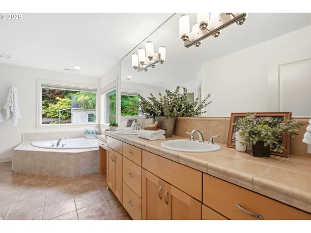 Attached Bathroom #1-Full Bathroom