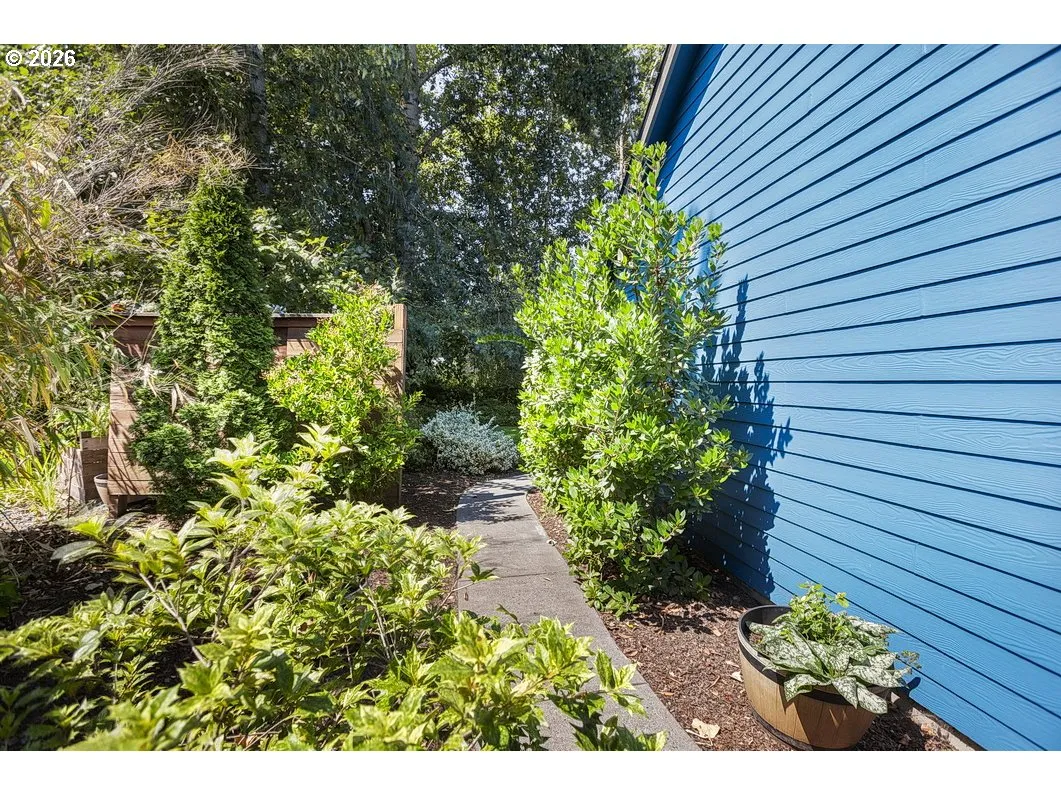 Yard-Side