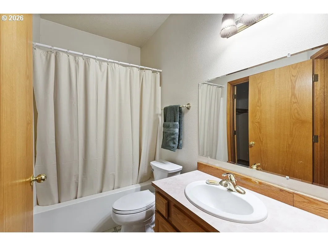Bathroom, Continental-Main