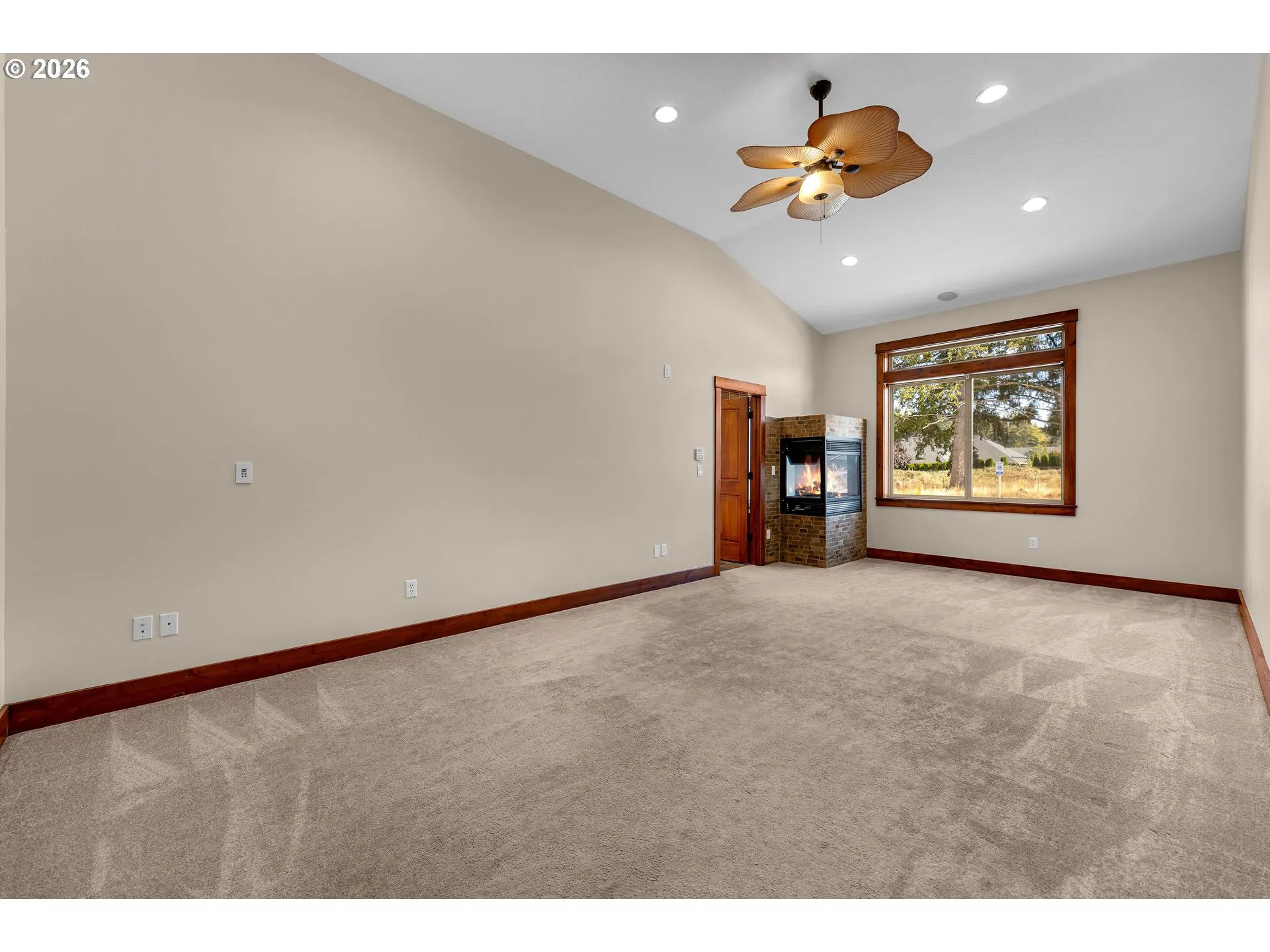 Bedroom, Owner's Suite-Vaulted Ceilings