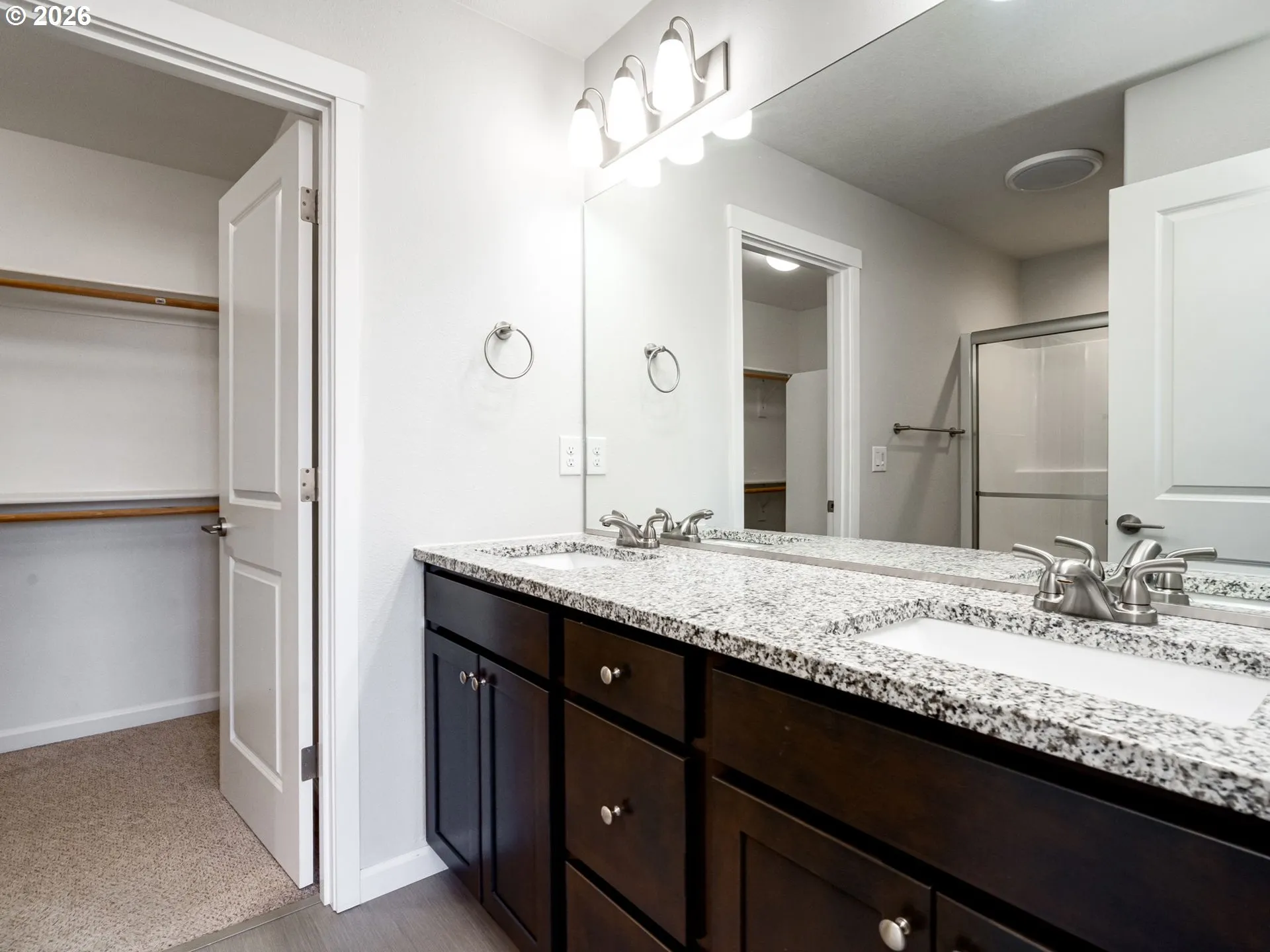 Bathroom, Attached